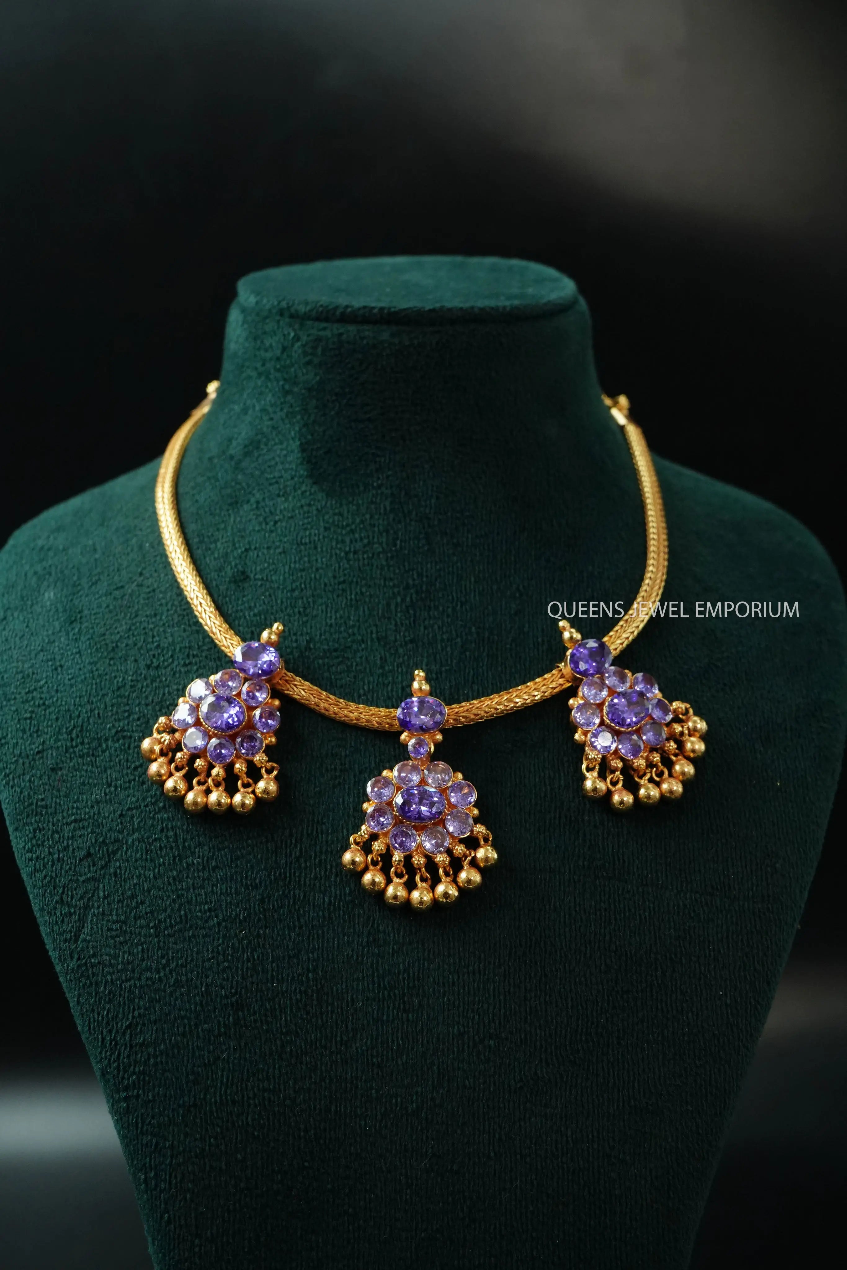 MOONU PATHAKAM ADIGAI - Queens Jewel Emporium