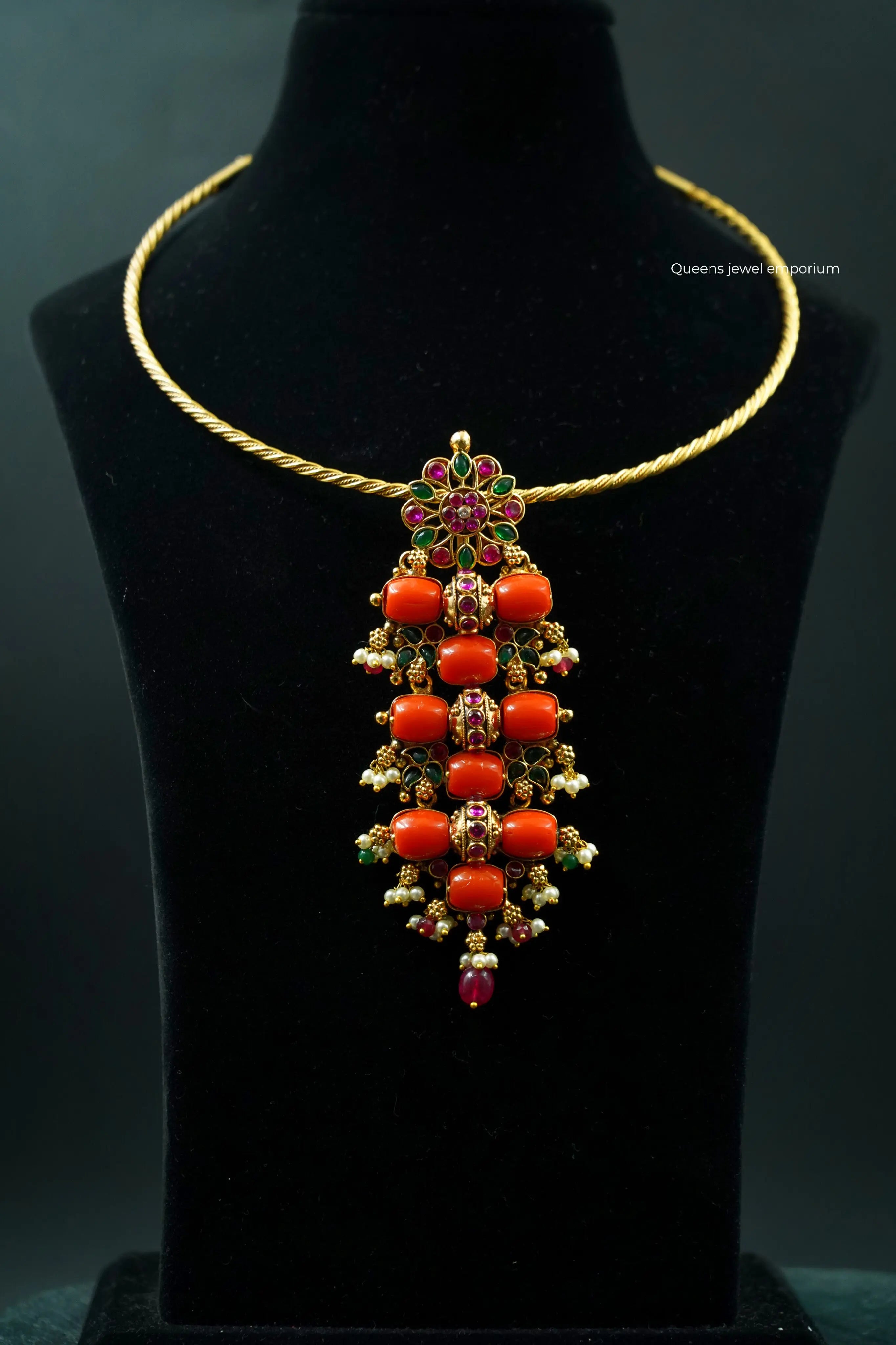 MRUDULA PENDANT - Queens Jewel Emporium