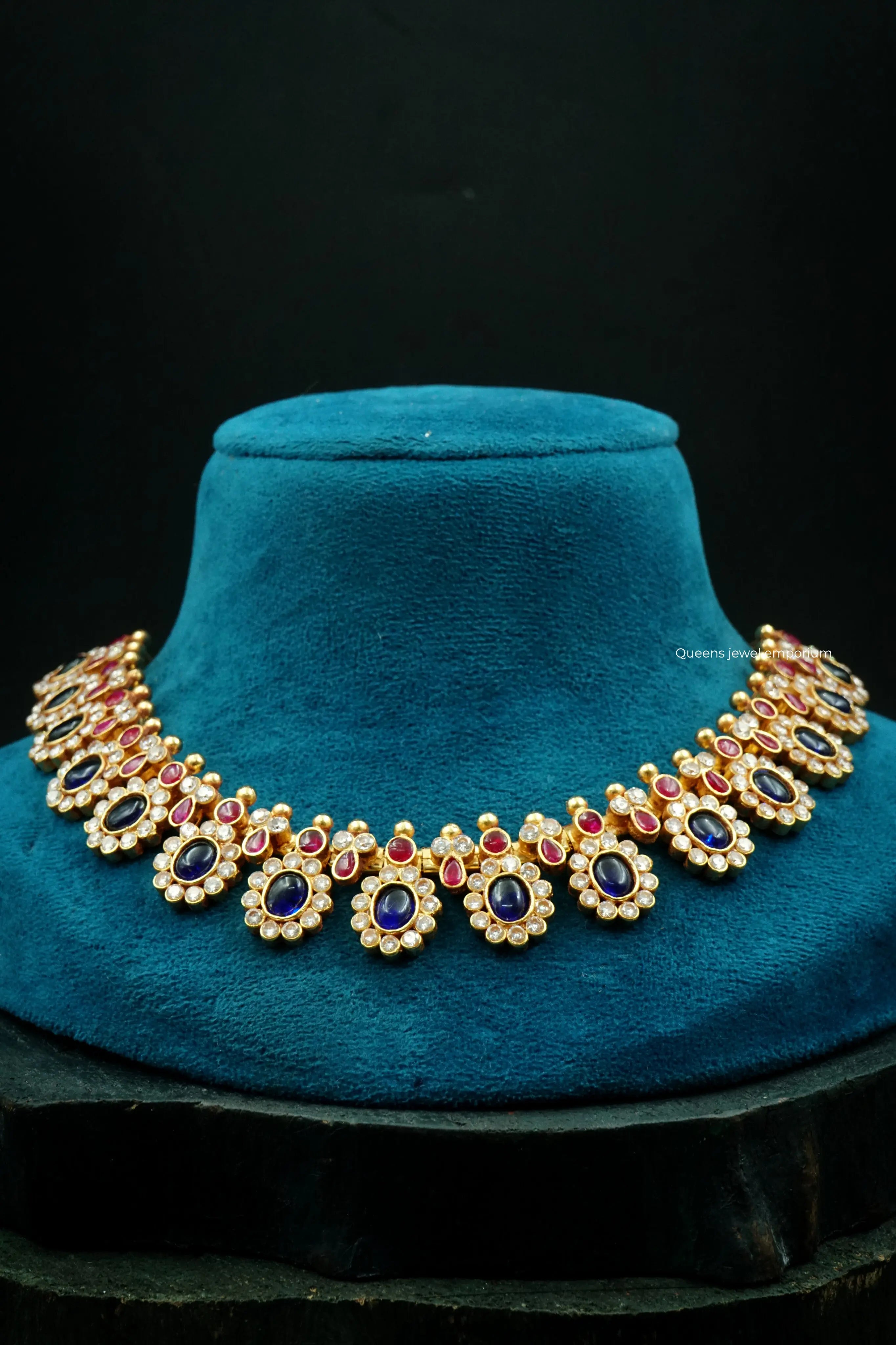 NAVYA NECKLACE - Queens Jewel Emporium