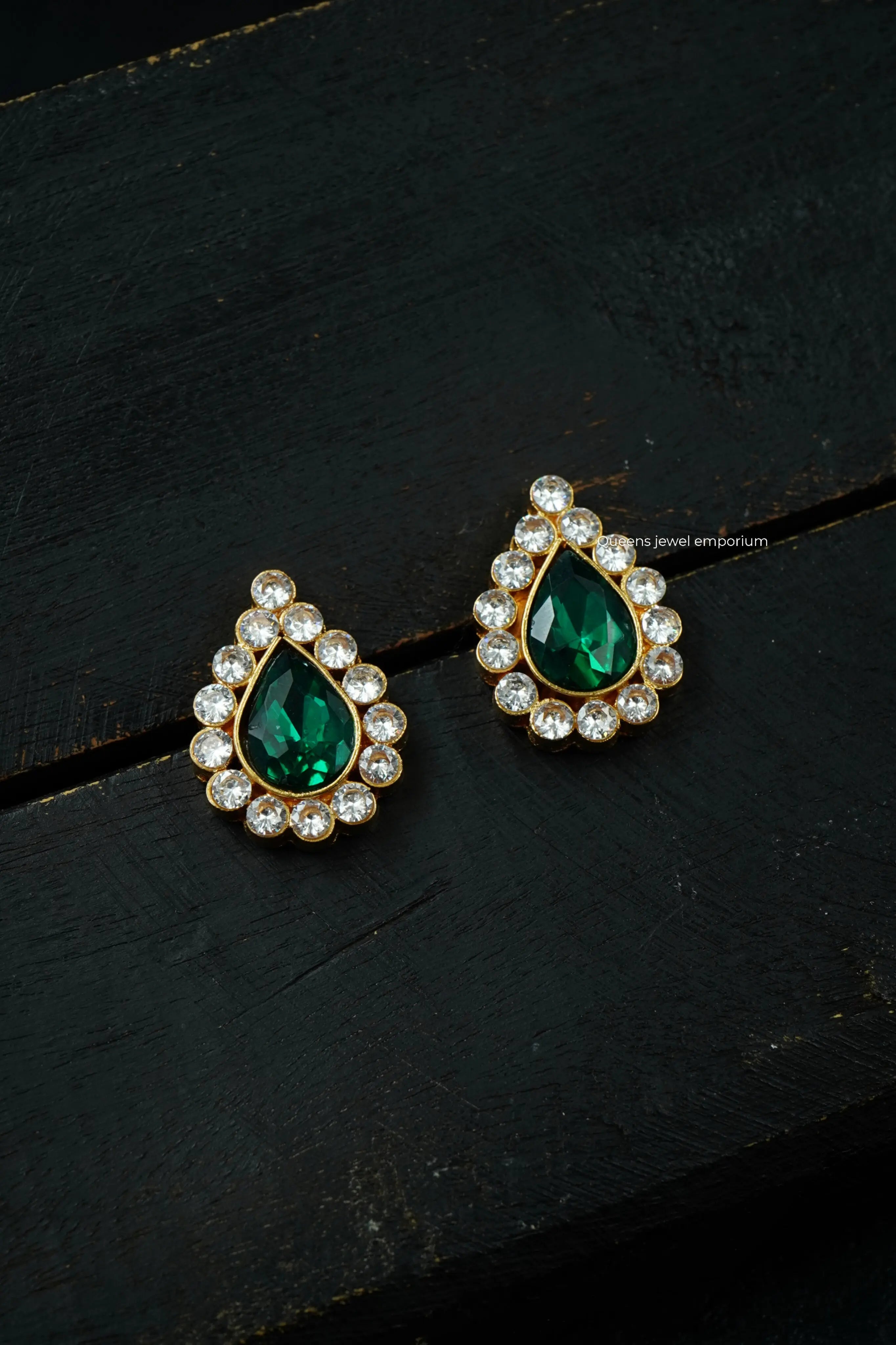 NEHA STUD - Queens Jewel Emporium