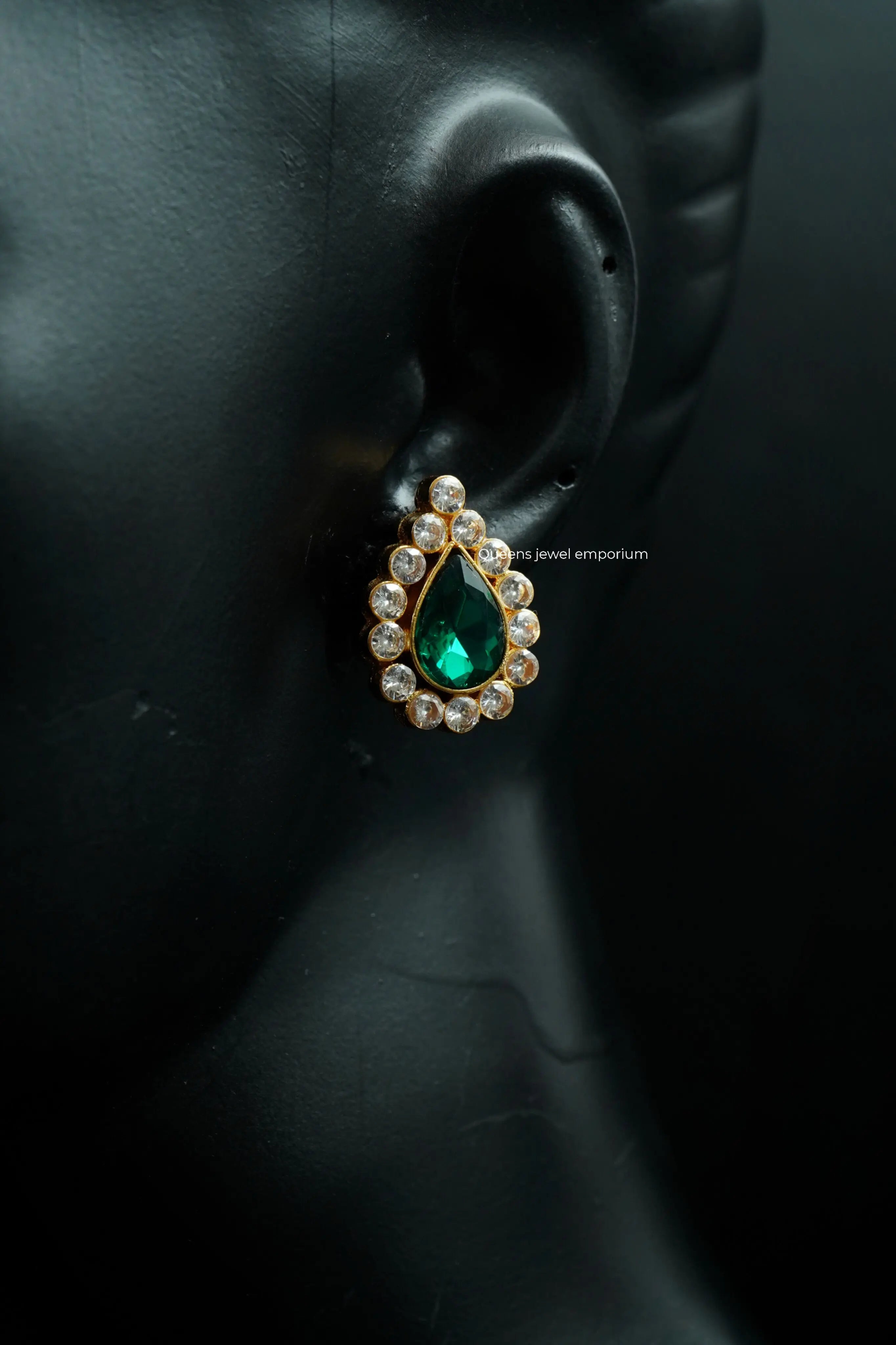 NEHA STUD - Queens Jewel Emporium