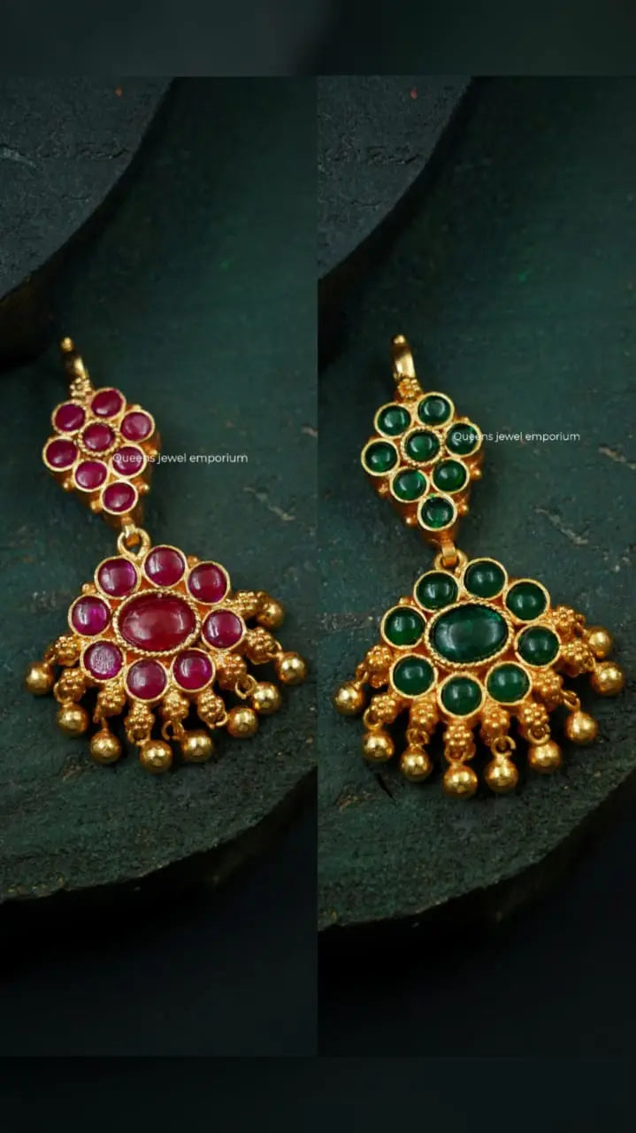Oviya Pathakam pendant - Queens Jewel Emporium