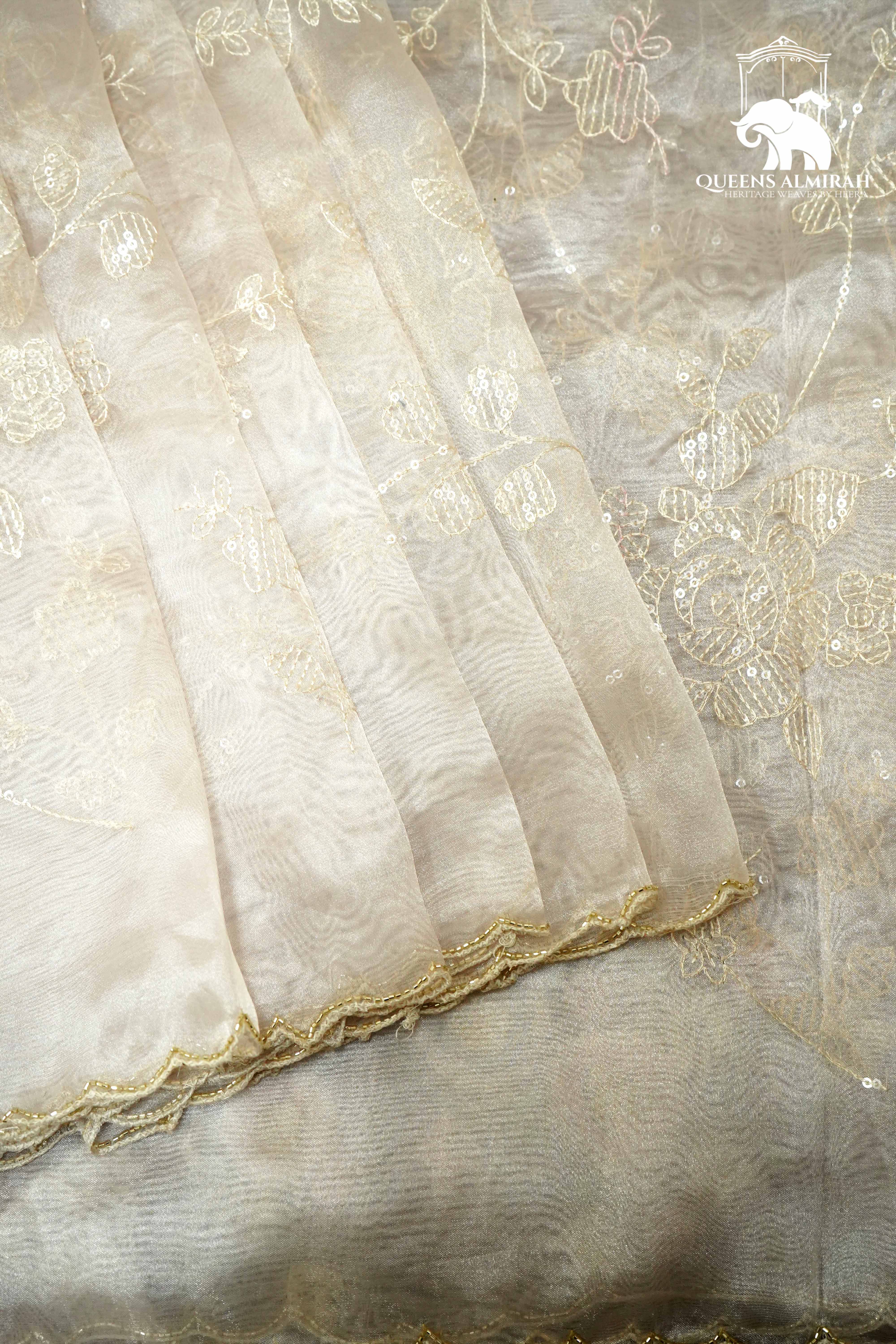 PALE GOLD WITH SCALLOP BORDER ORGANZA SAREE - Queens Jewel Emporium