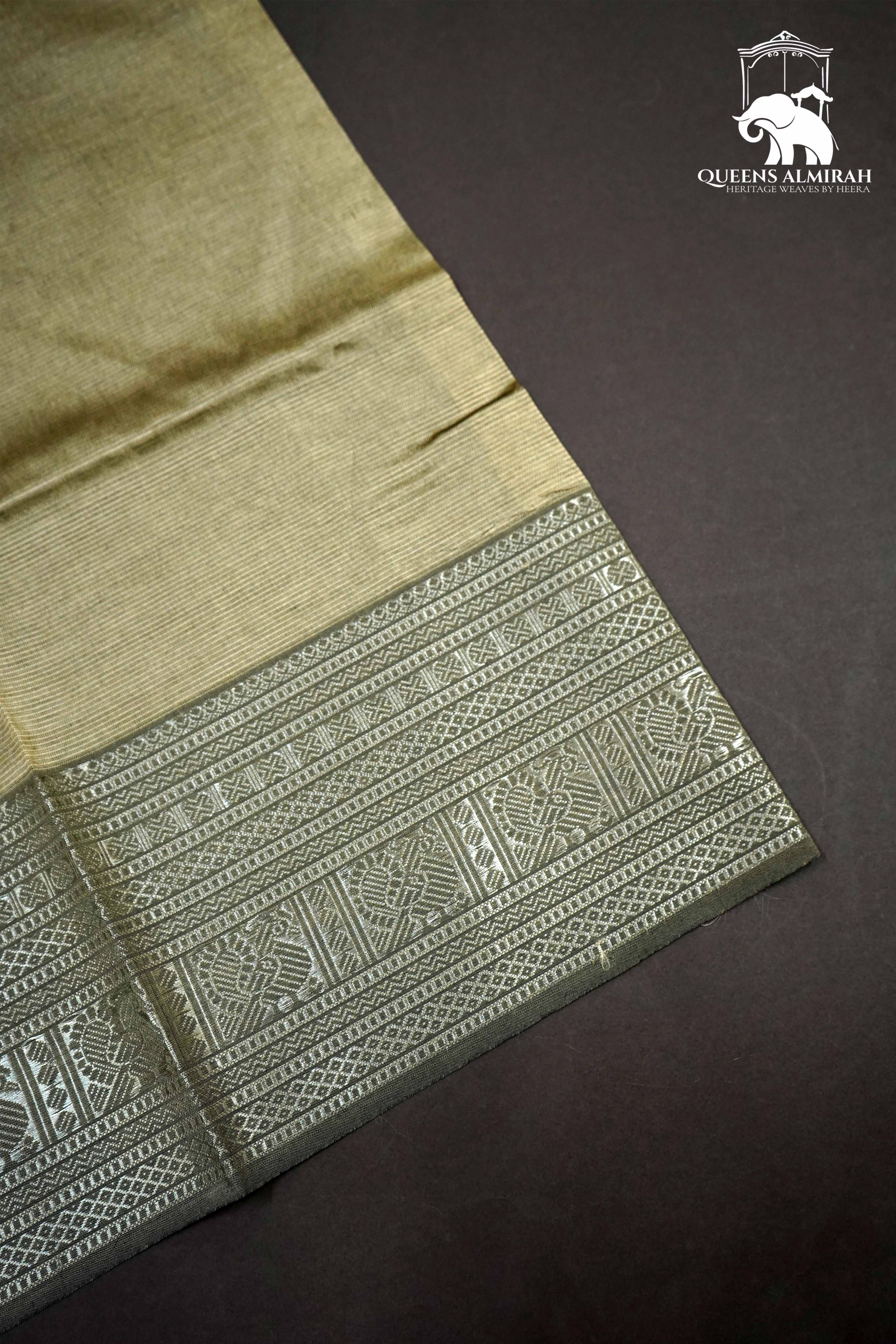 PALE GOLD WITH WOVEN BORDER MANGALGIRI SAREE - Queens Jewel Emporium