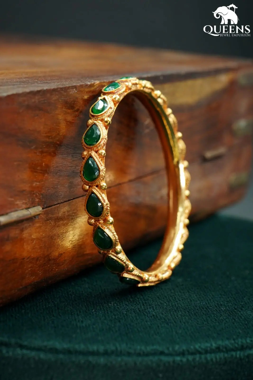 PAVITHRA BANGLES - Queens Jewel Emporium