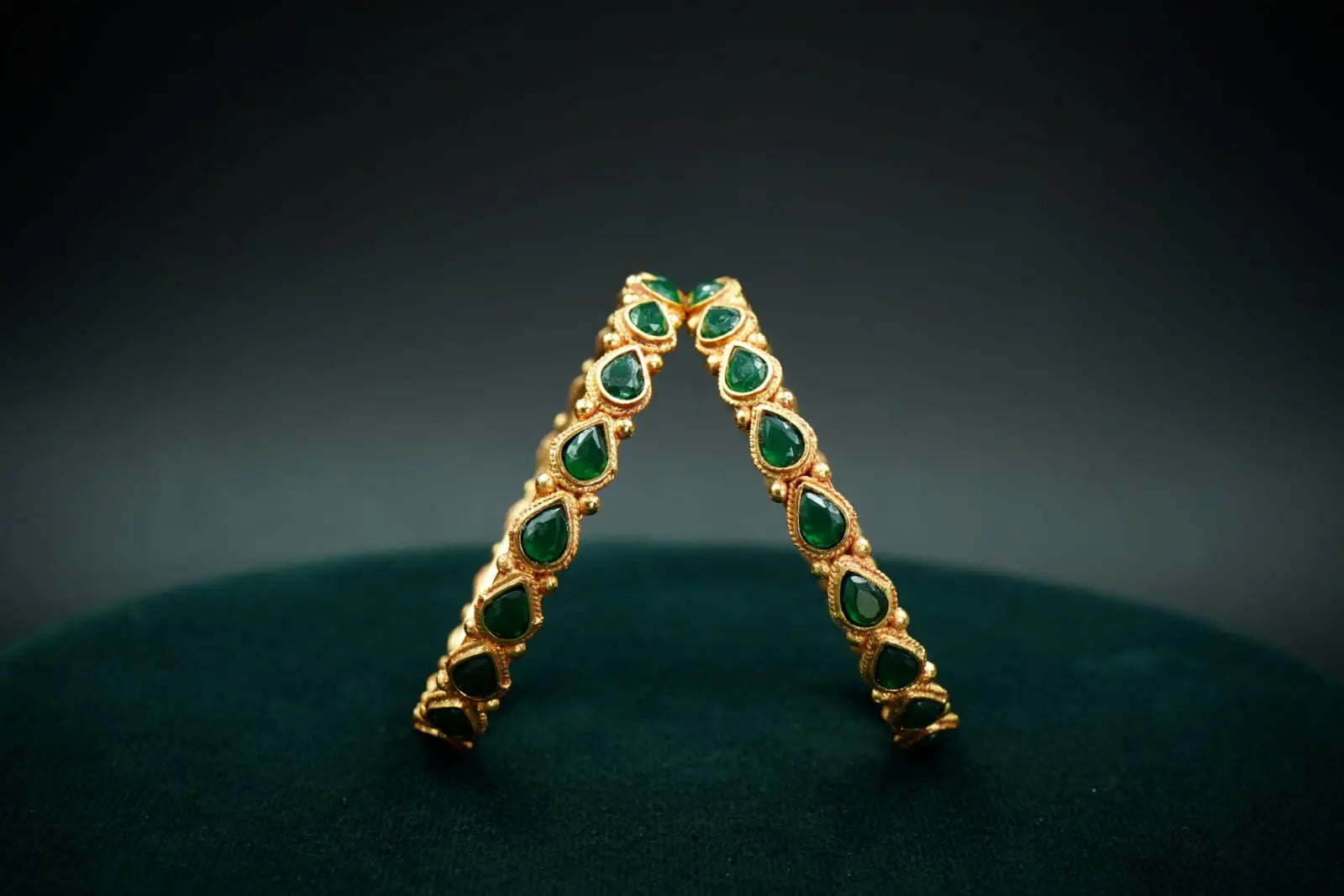 PAVITHRA BANGLES - Queens Jewel Emporium
