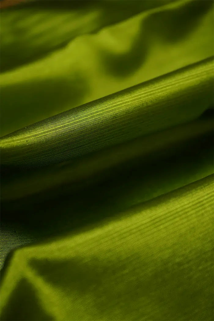 PLAE OLIVE GREEN WITH GOLDEN BORDER MANGALGIRI SAREE - Queens Jewel Emporium