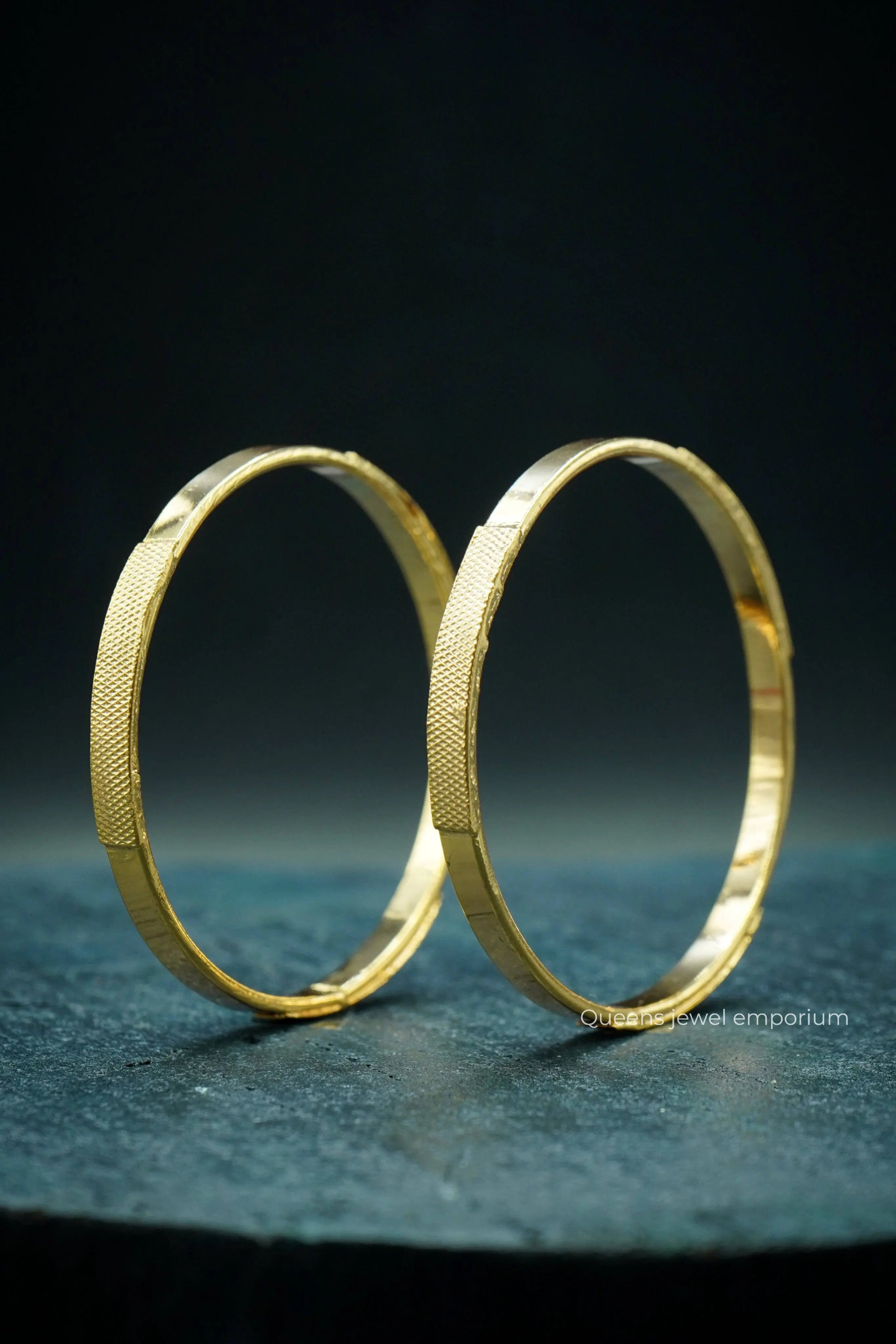 PLAIN THATTU BANGLES - Queens Jewel Emporium