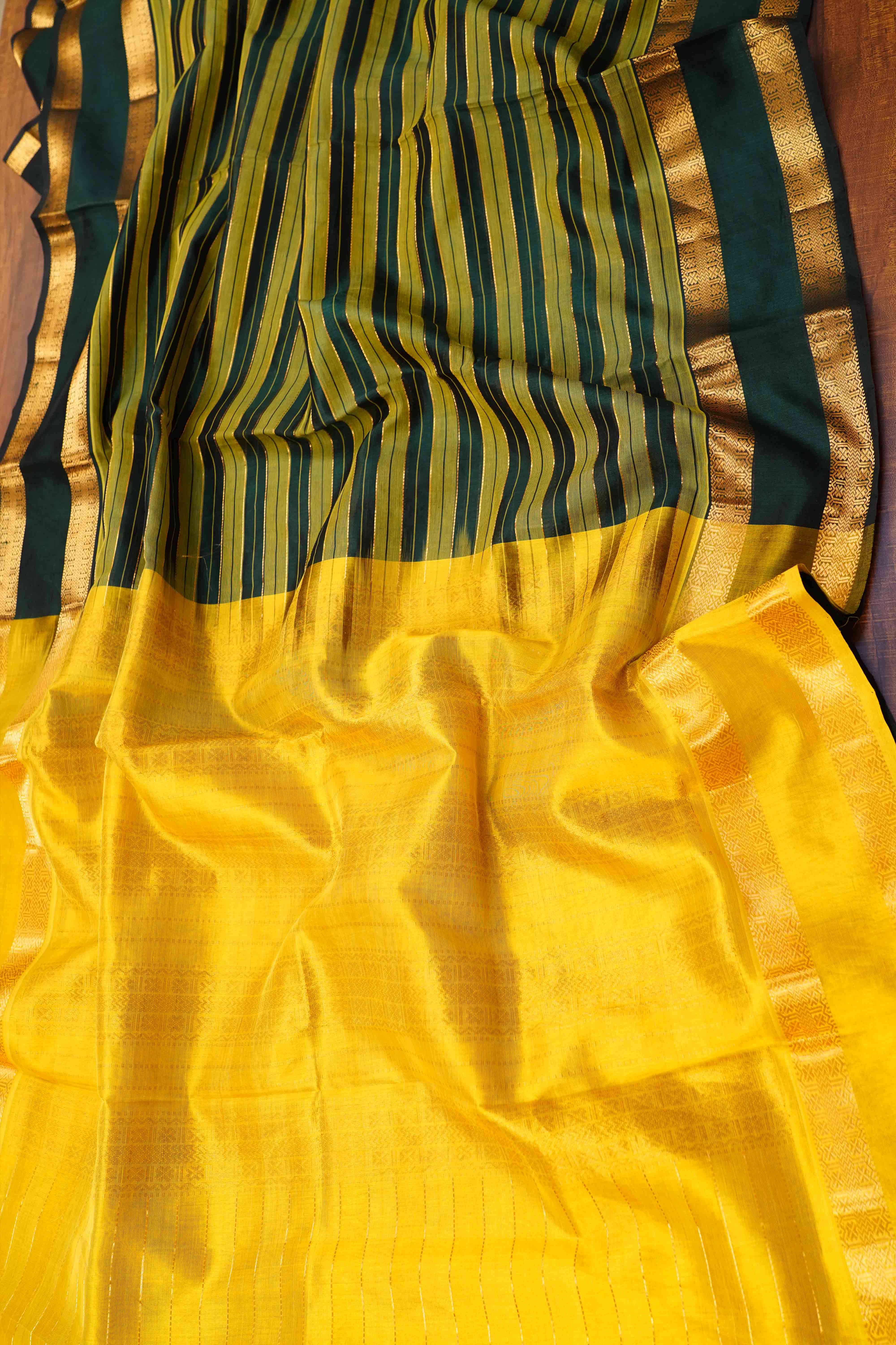 PURE KANCHI SILK COTTON -BOTTLE GREEN WITH OLIVE YELLOW - Queens Jewel Emporium