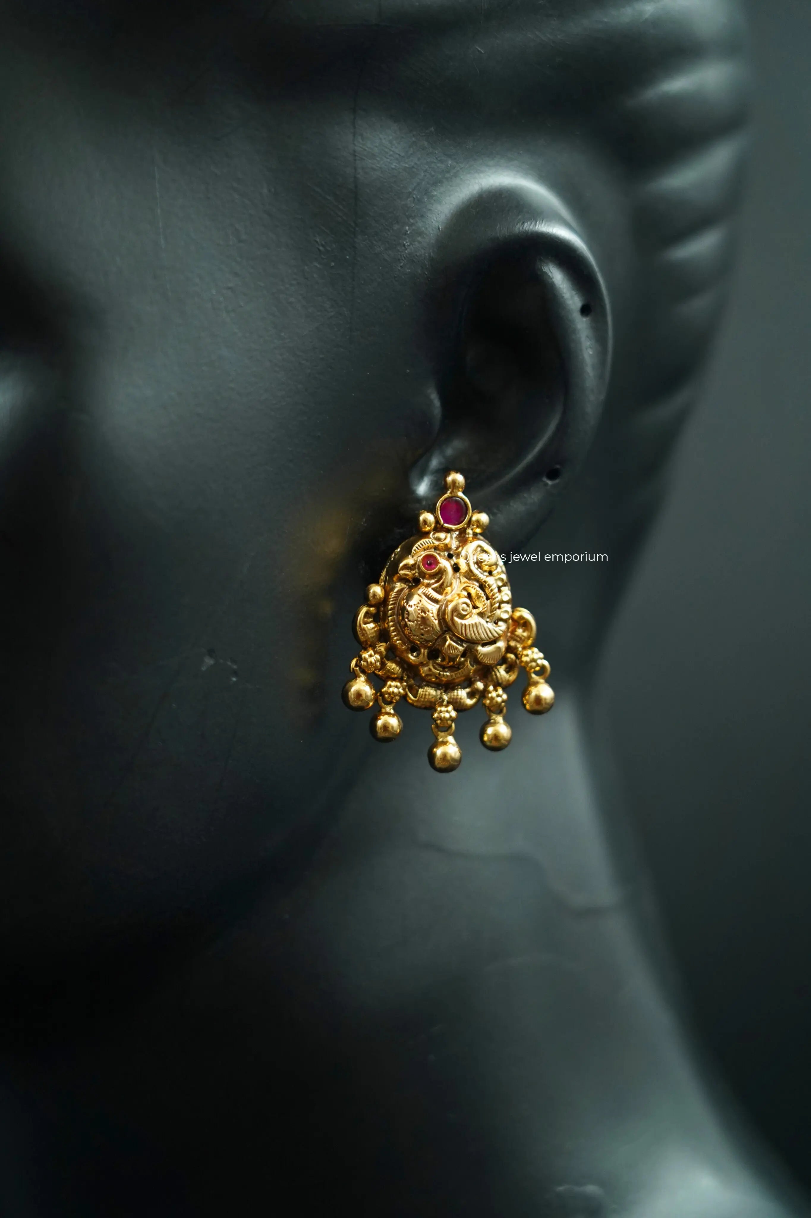 Ponni Nagas stud Queens Jewel Emporium