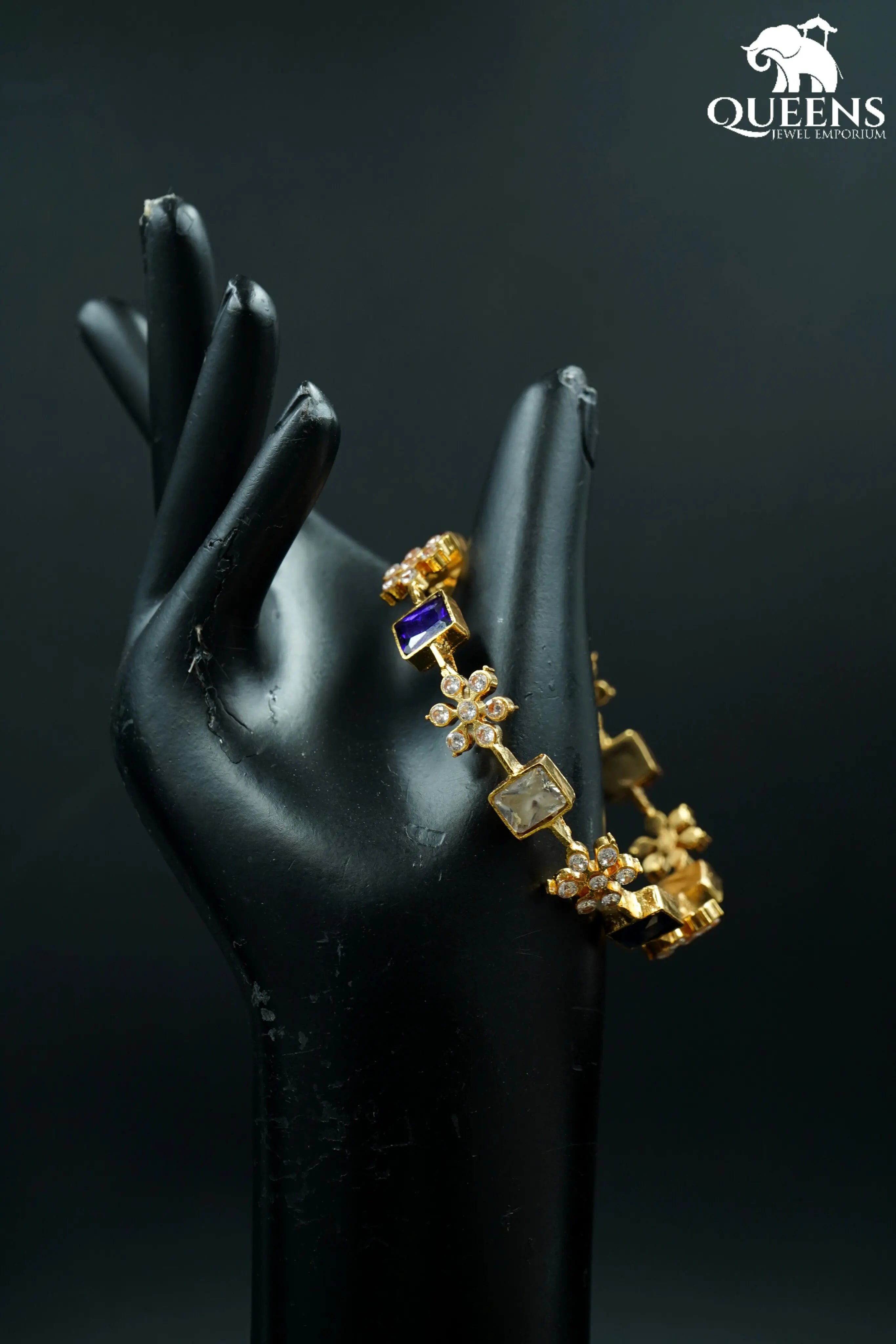 RADHAI KADA - Queens Jewel Emporium