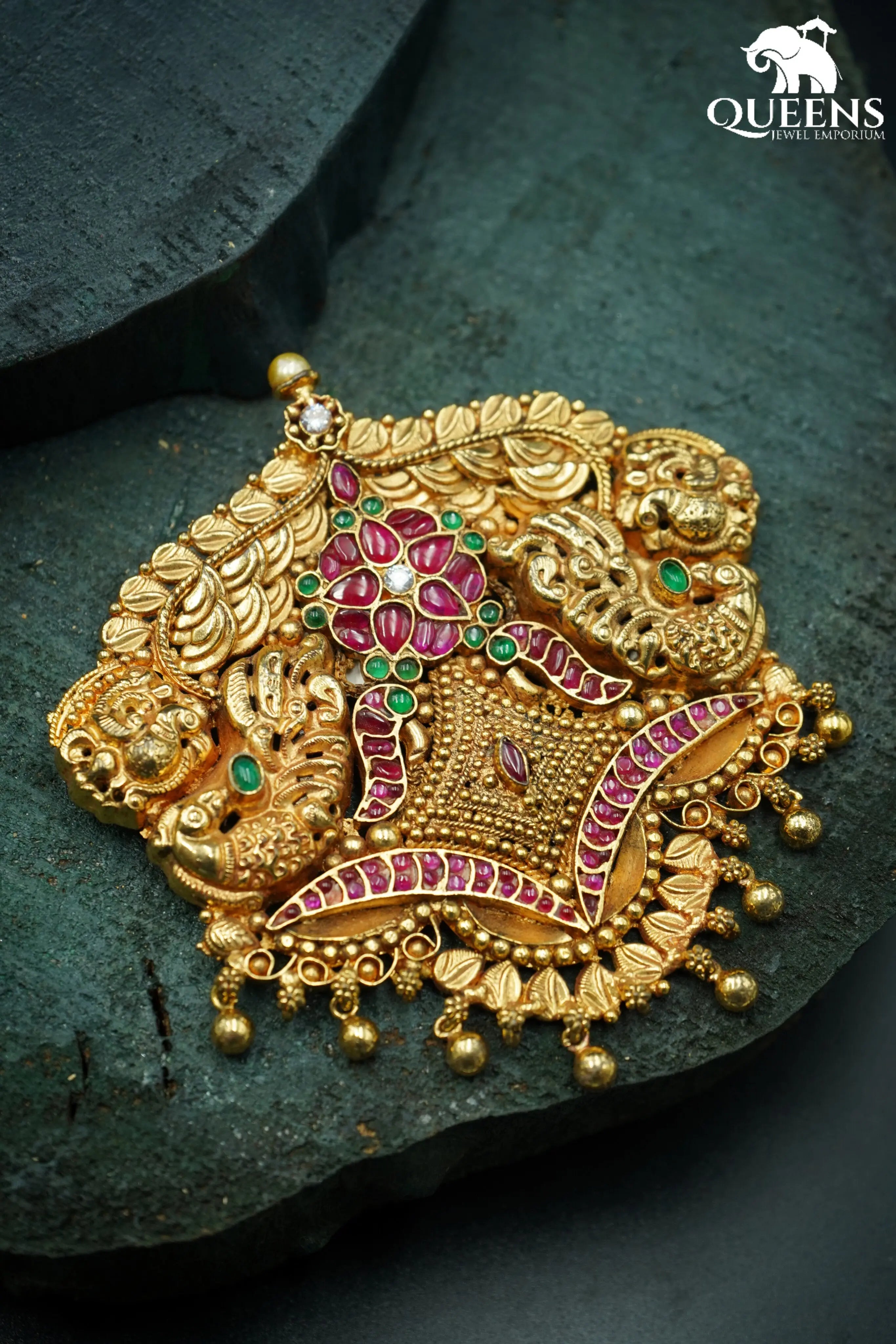 ROOPALATHA PENDANT - Queens Jewel Emporium