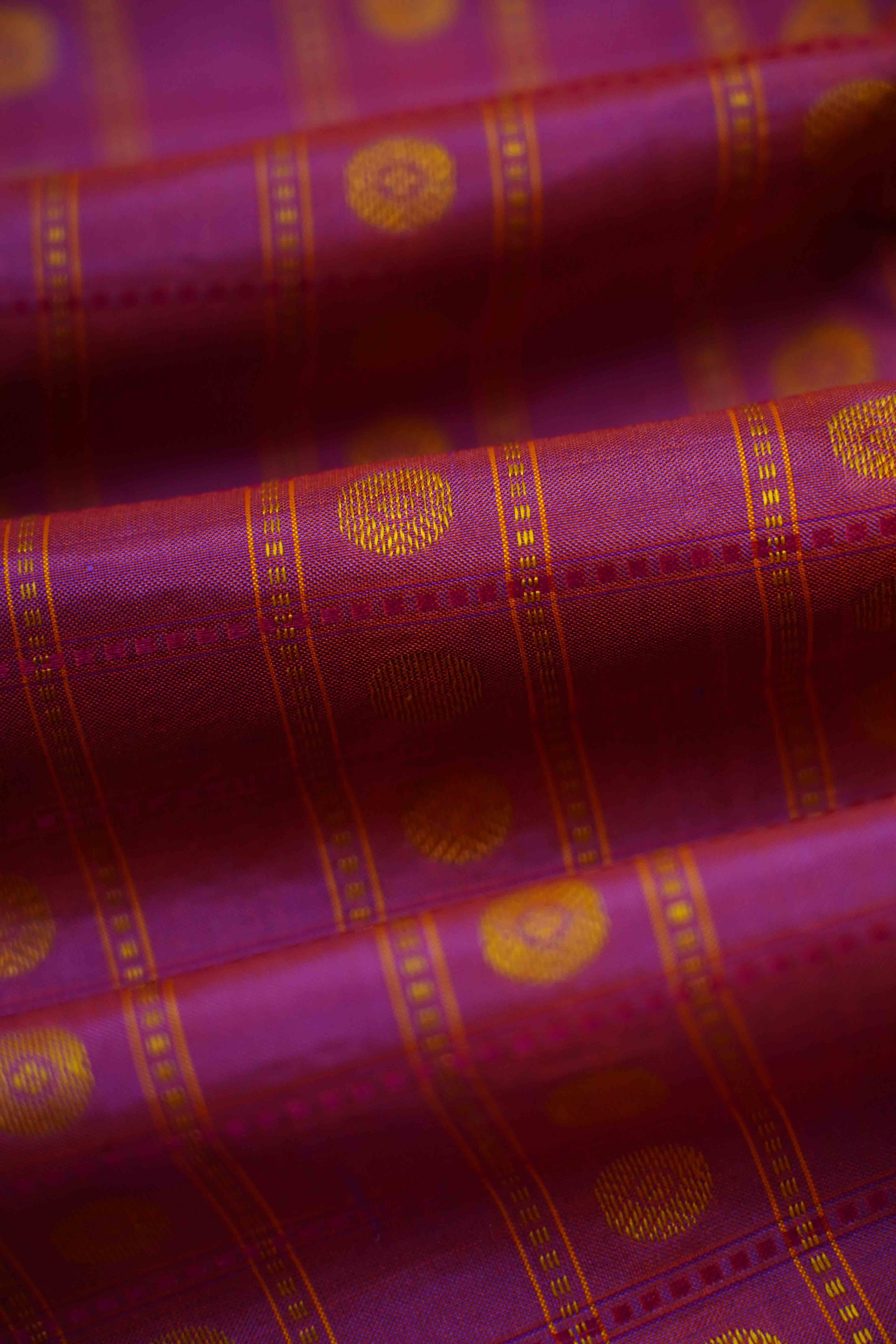 ROSE VALE WITH DARK RASBERRY PURE KANCHIVARAM SILK SAREE - Queens Jewel Emporium