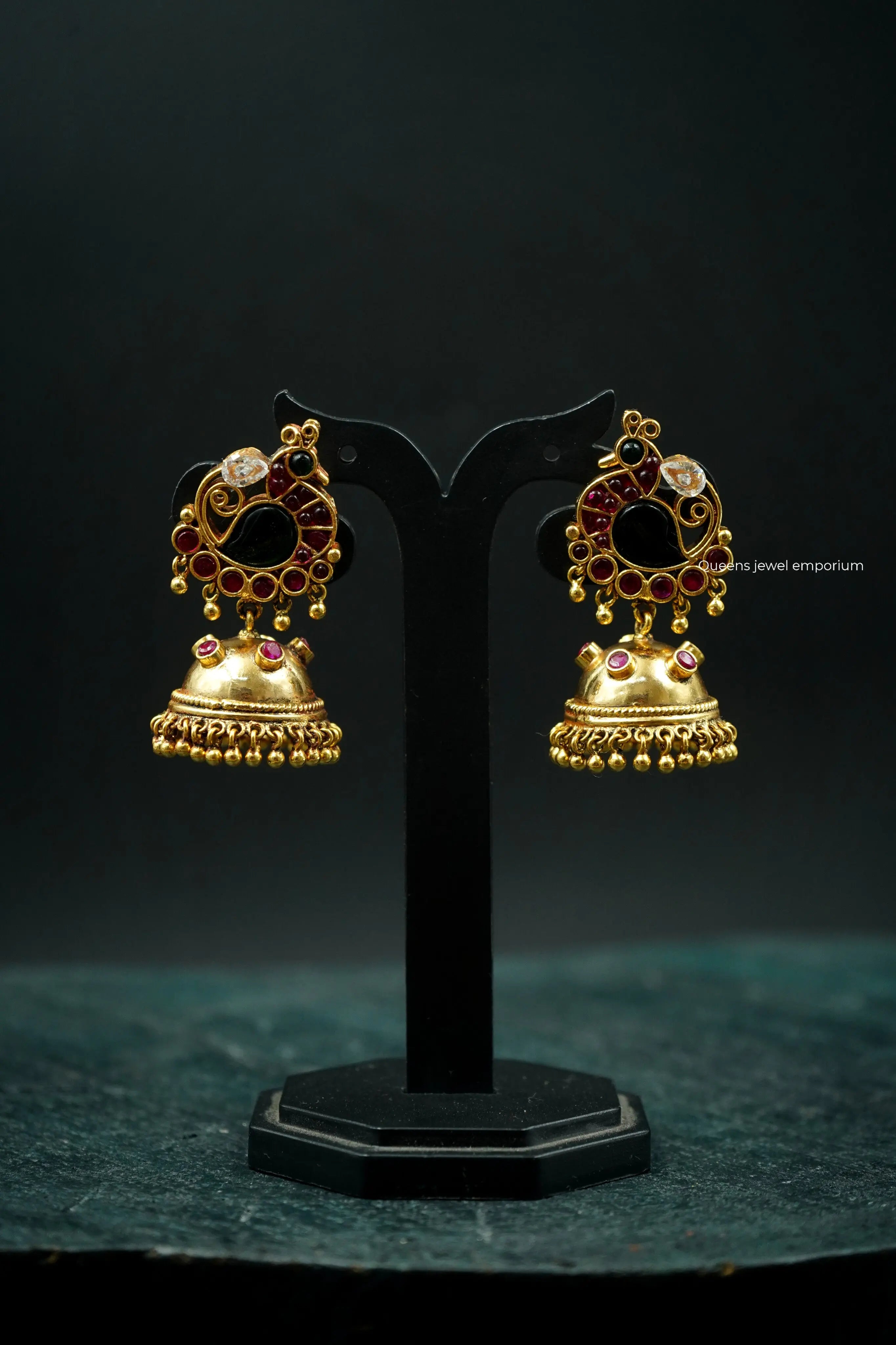 Saindhavi Jhumka Green