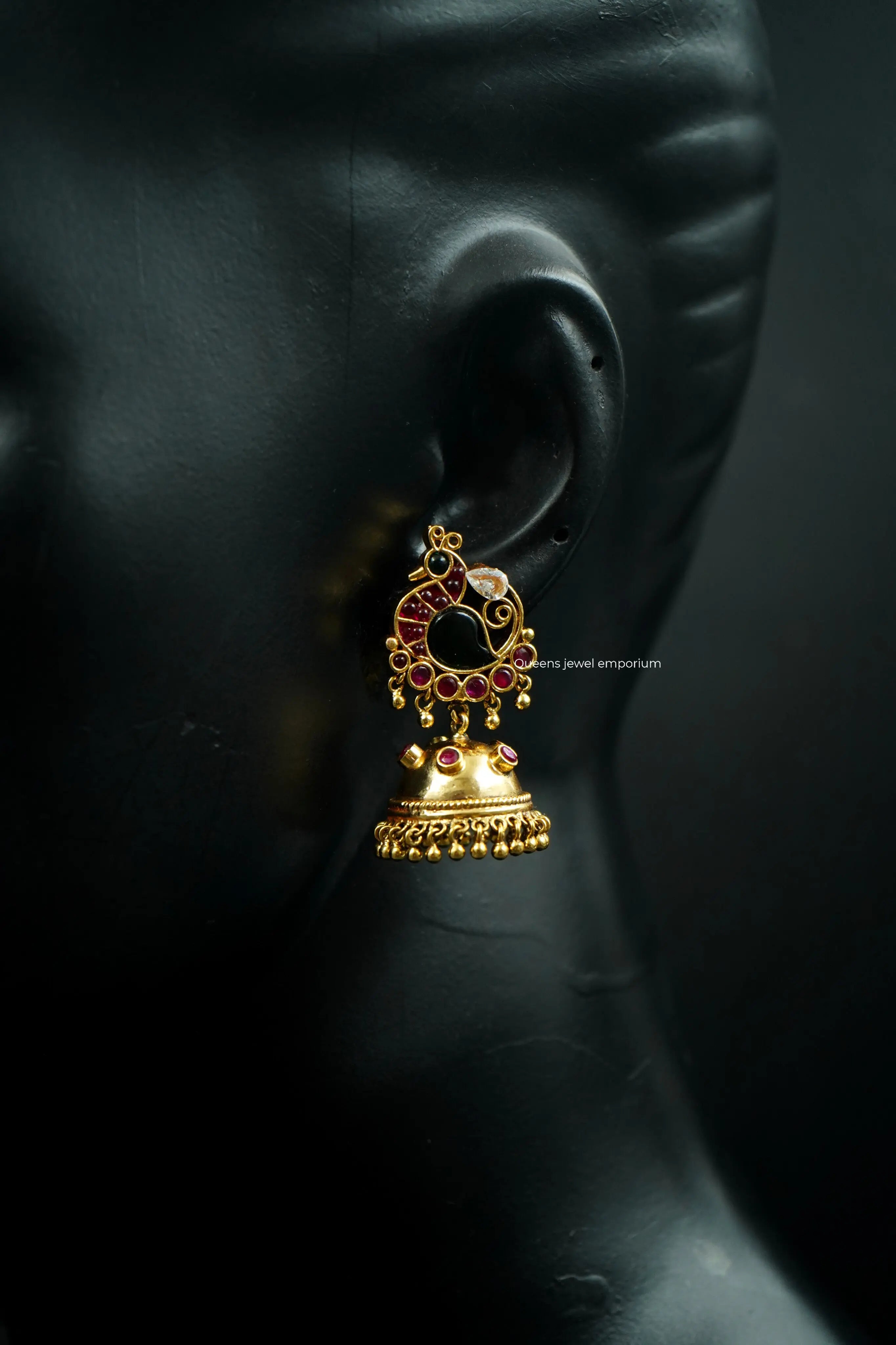 Saindhavi Jhumka Green