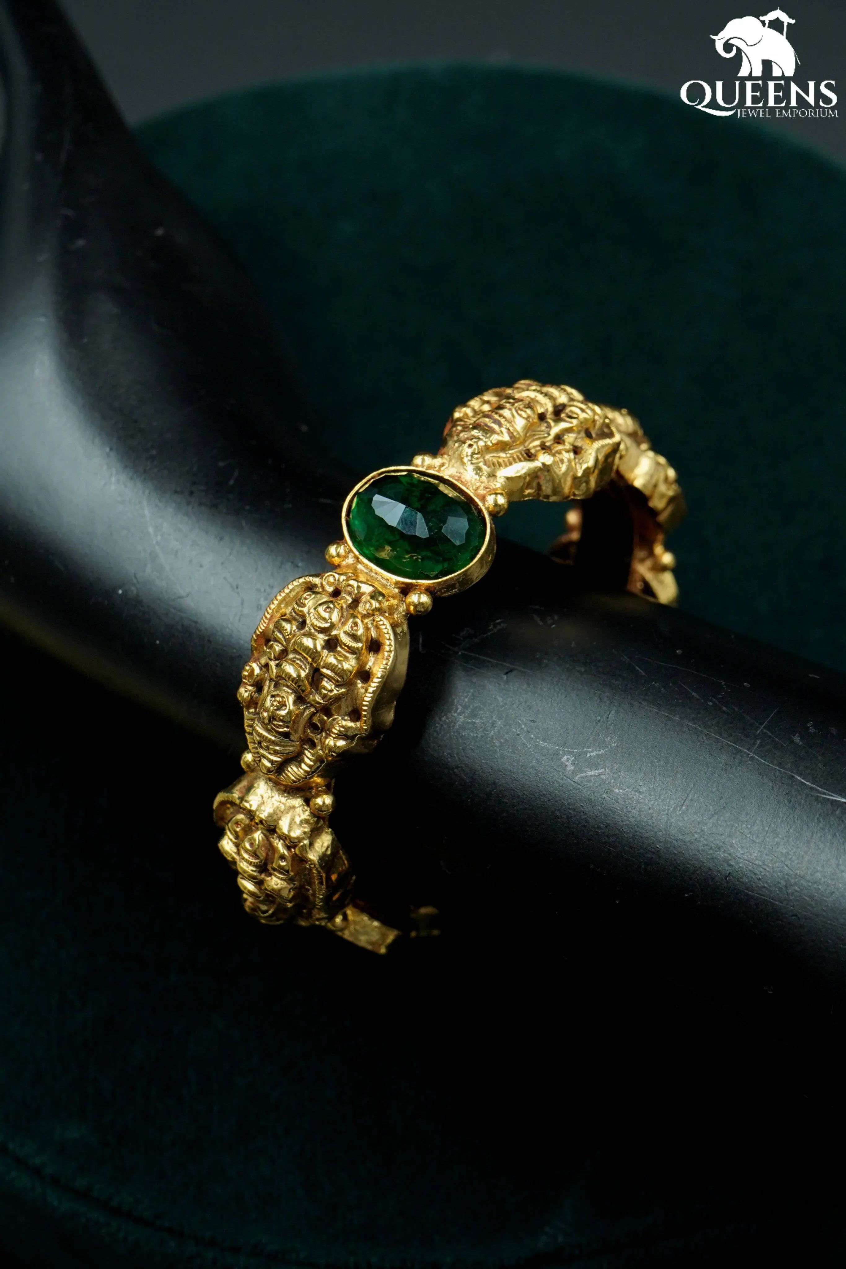 SAKSHI NAGAS BANGLES - Queens Jewel Emporium