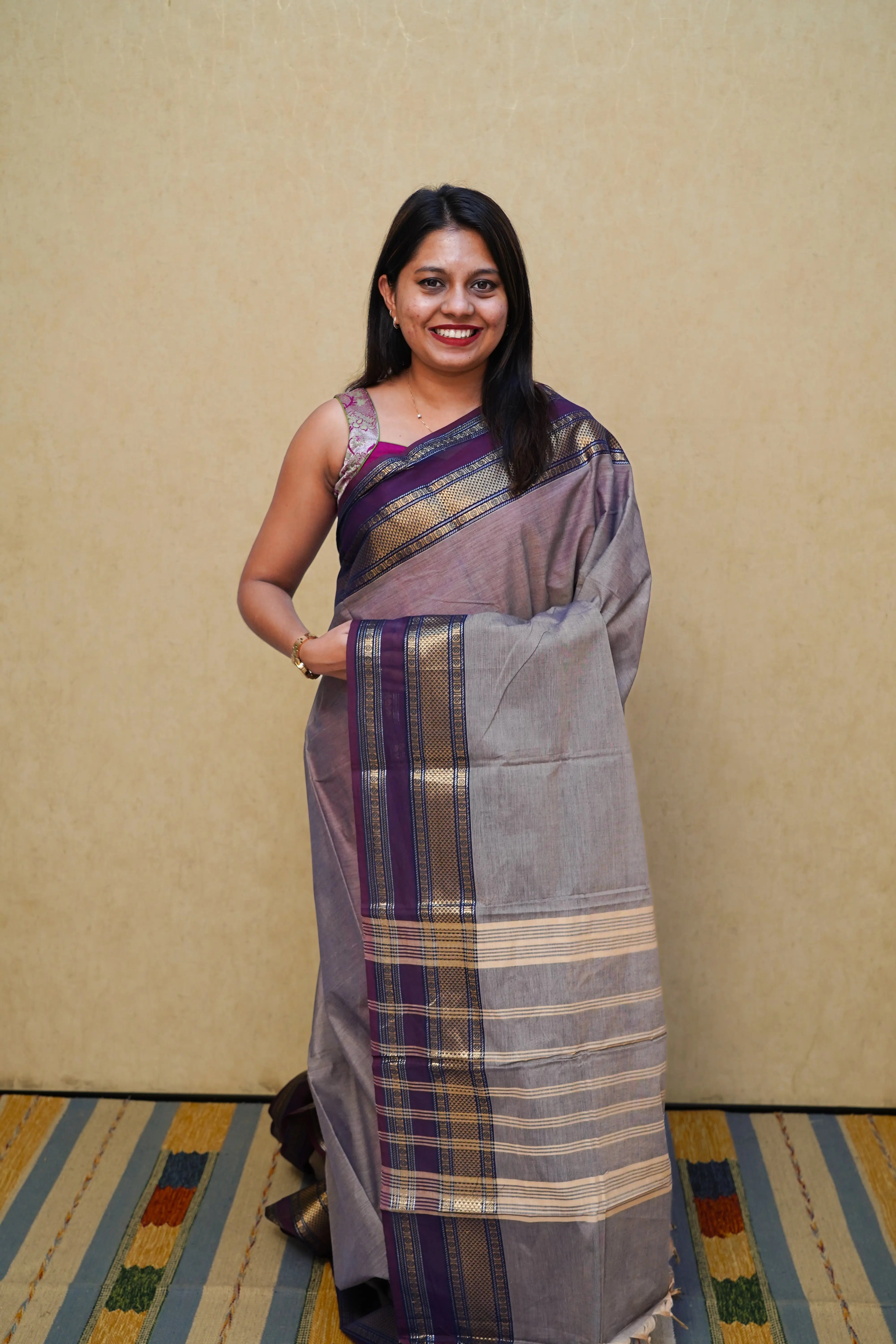 SANDSTONE WITH WOODSMOKE  KANCHI COTTON SAREE - Queens Jewel Emporium