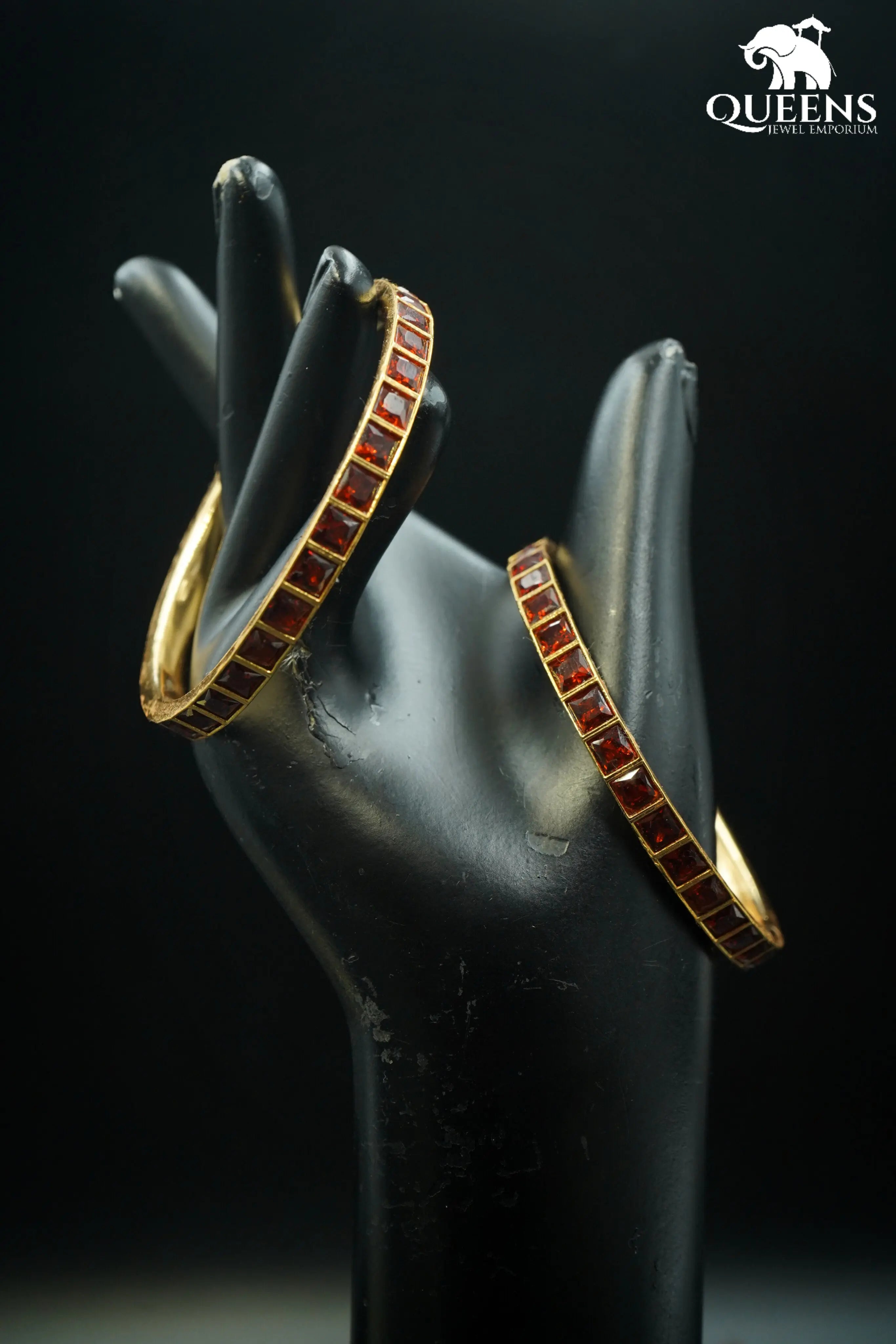 SATHURA GARNET BANGLES - Queens Jewel Emporium