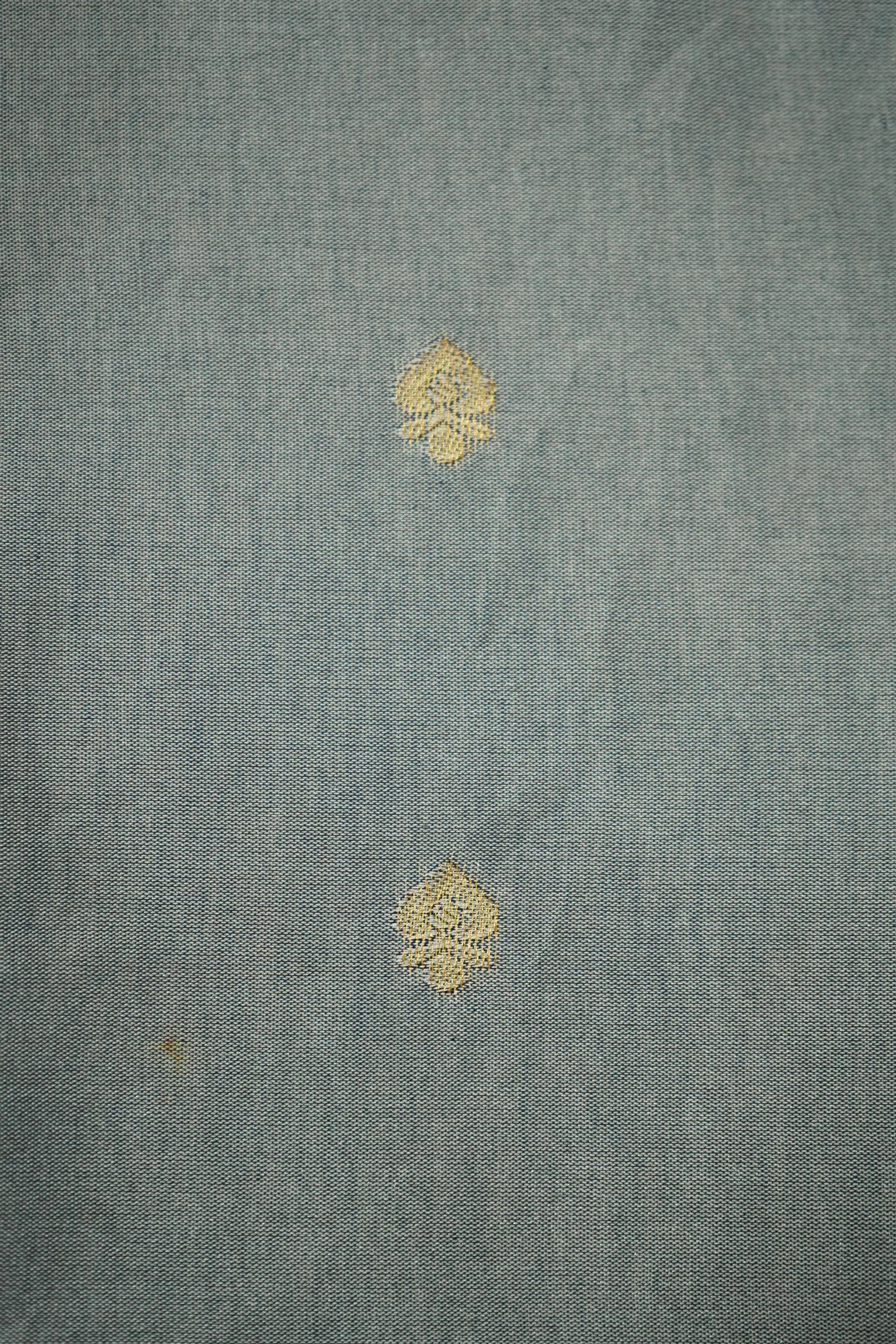 SHUTTLE GREY WITH MINERAL GREEN  MANGALGIRI  GADWAL SAREE - Queens Jewel Emporium