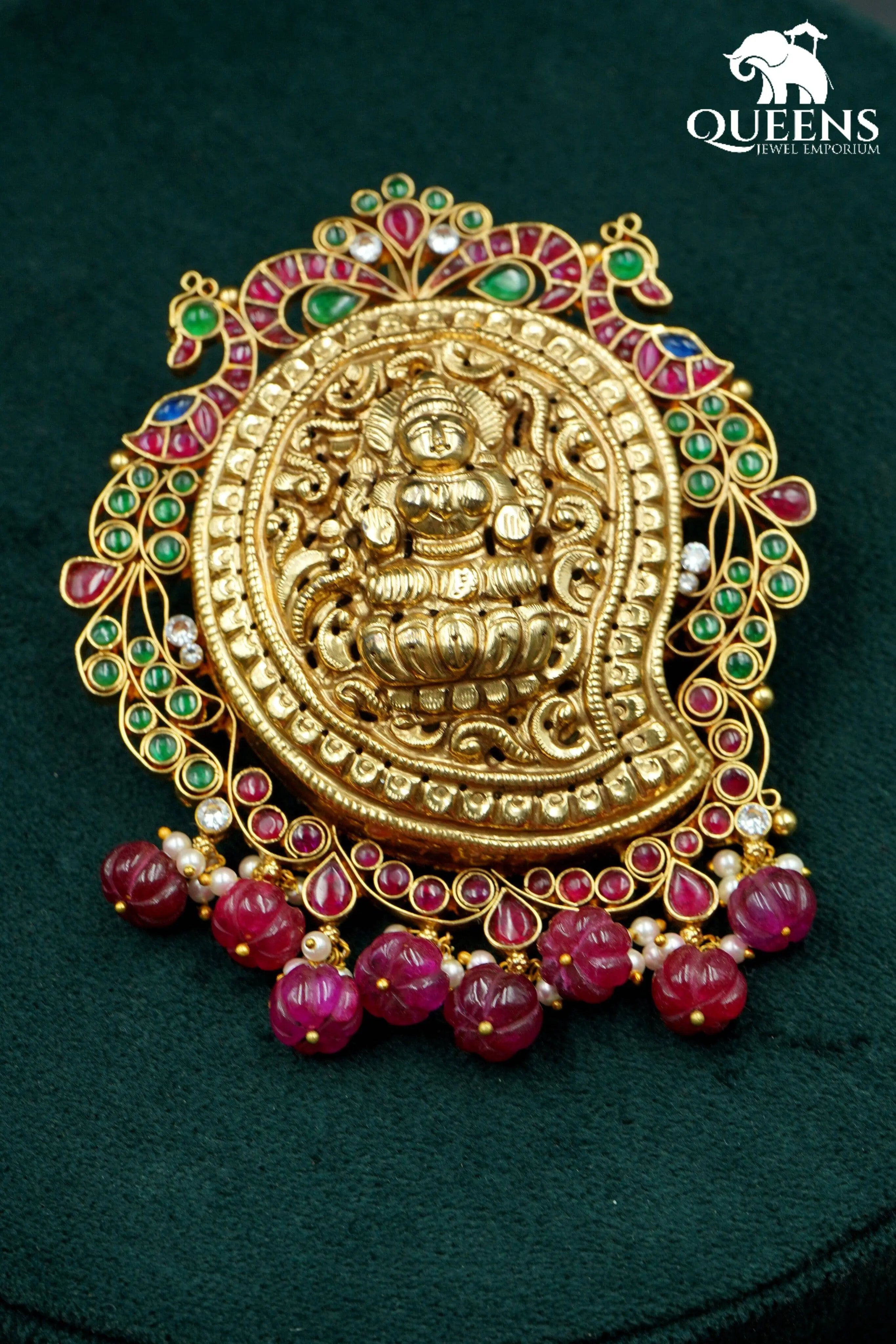 SRINIDHI NAGAS PENDANT - Queens Jewel Emporium