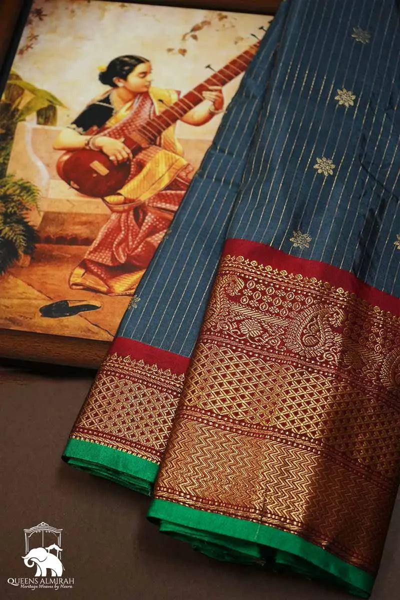 STORM GREY WITH RUST RED AND SHAMROCK GREEN  MANGALGIRI GADWAL SAREE - Queens Jewel Emporium