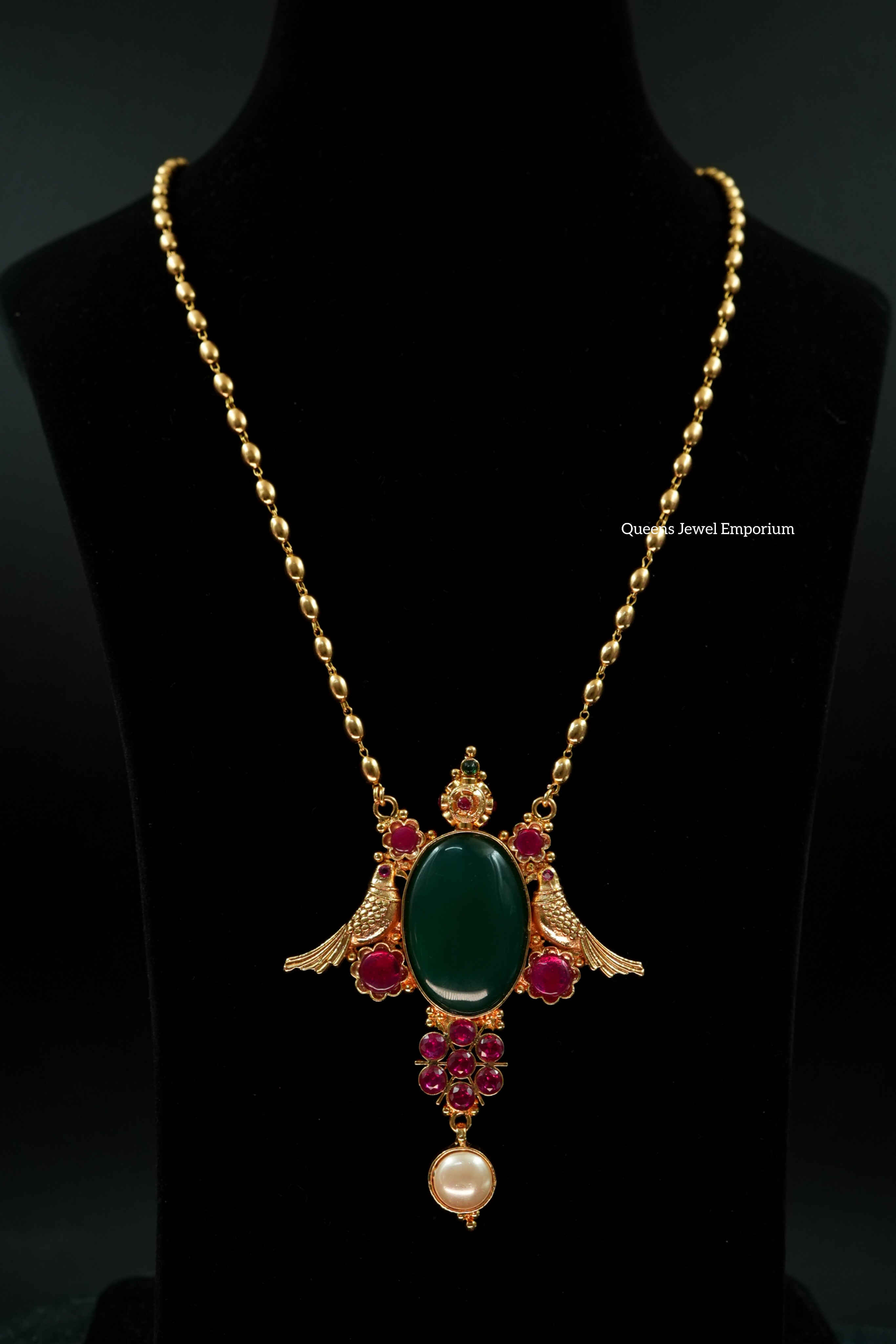 Green Onyx stone pendant , Nagas Peacock Haram, Zircon stone Haram
