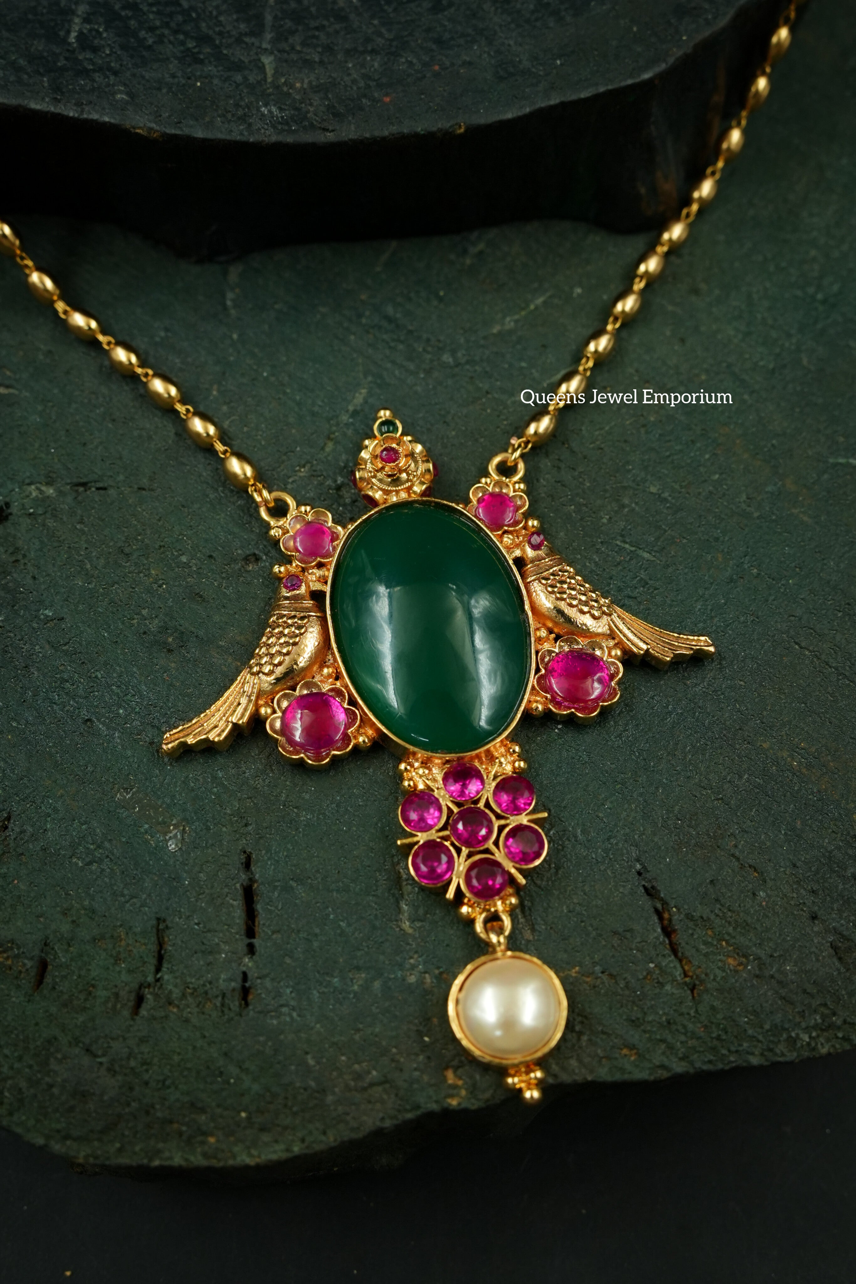 Green Onyx stone pendant , Nagas Peacock Haram, Zircon stone Haram