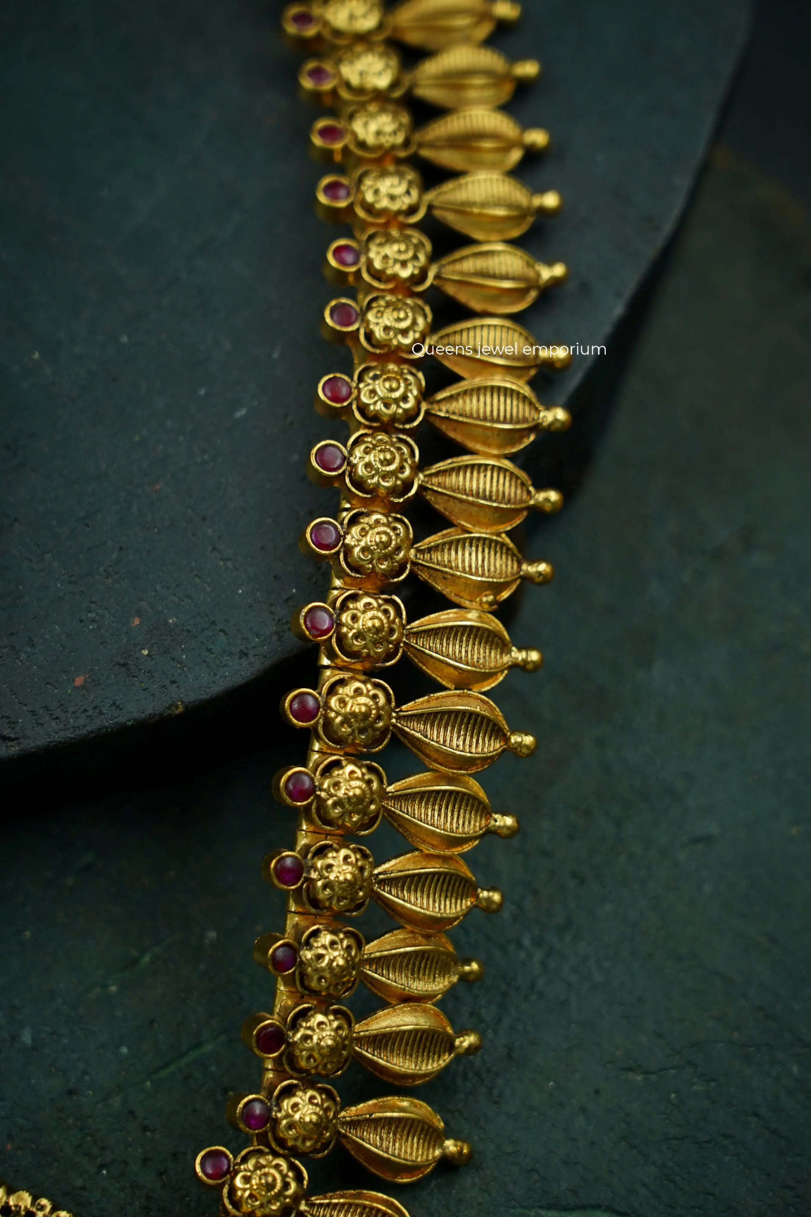 TEJASWINI HARAM - Queens Jewel Emporium