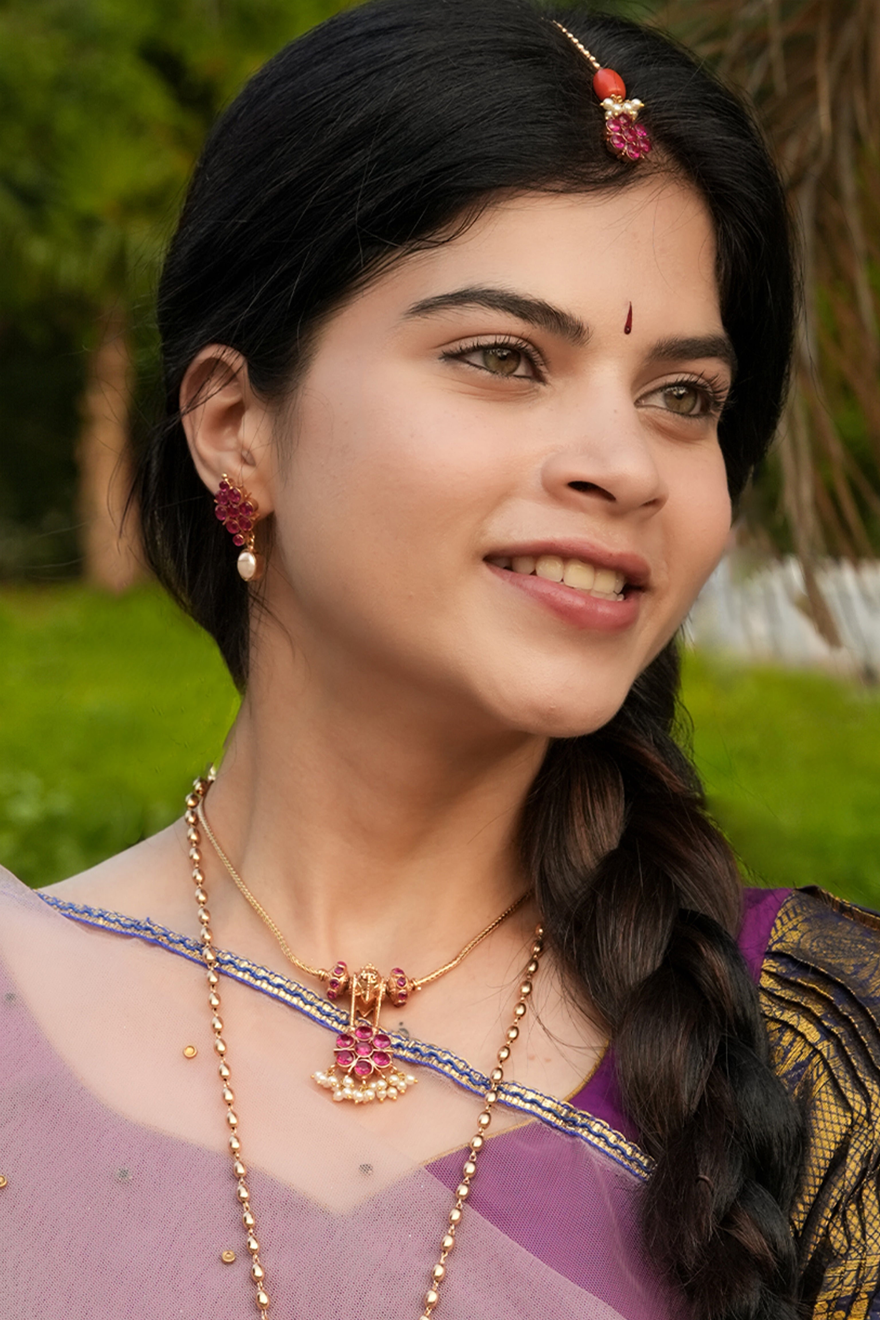 Vasuki minimal necklace