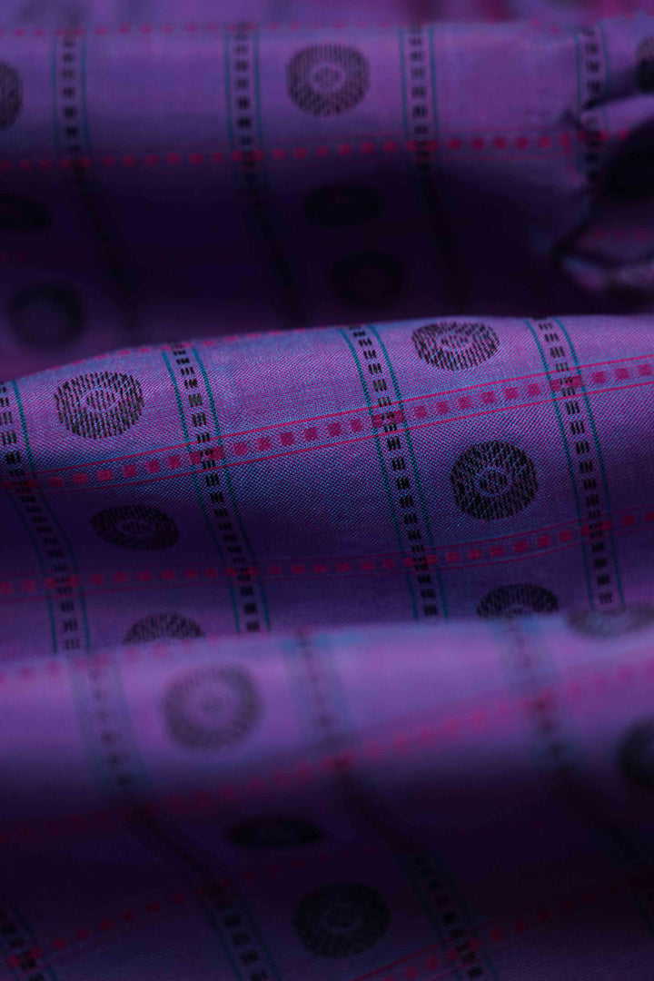 PASSIA FLOWER PURPLE WITH MAGENTA PURE KANCHIVARAM SILK SAREE - Queens Jewel Emporium