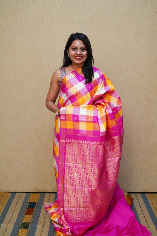 SHADES OF PINK PURE KANCHIVARAM SILK SAREE - Queens Jewel Emporium