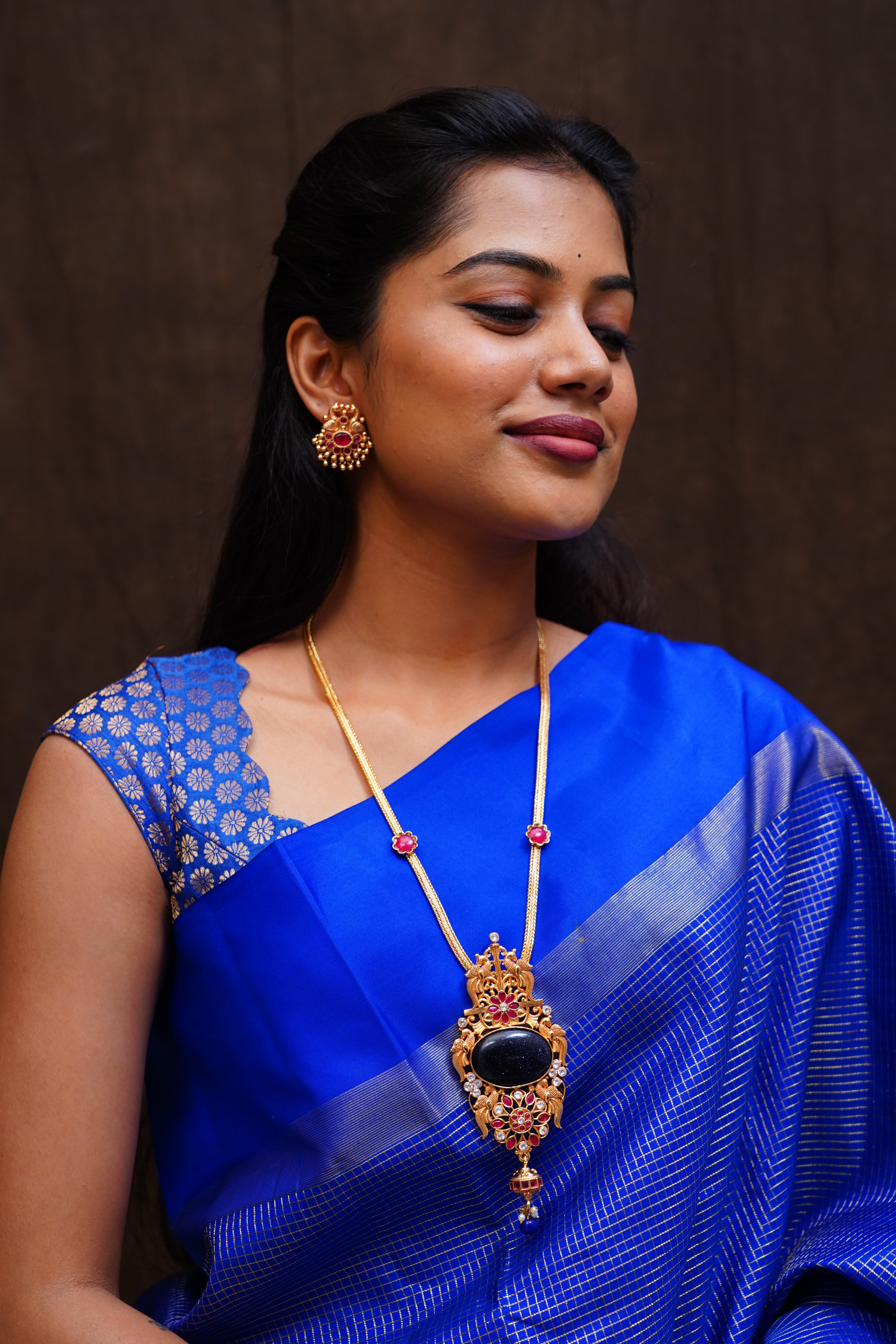 Ratna Varna