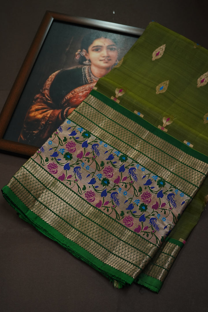 DARK OLIVE GREEN WITH WOVEN BORDER KANCHIVARAM SILK SAREE - Queens Jewel Emporium