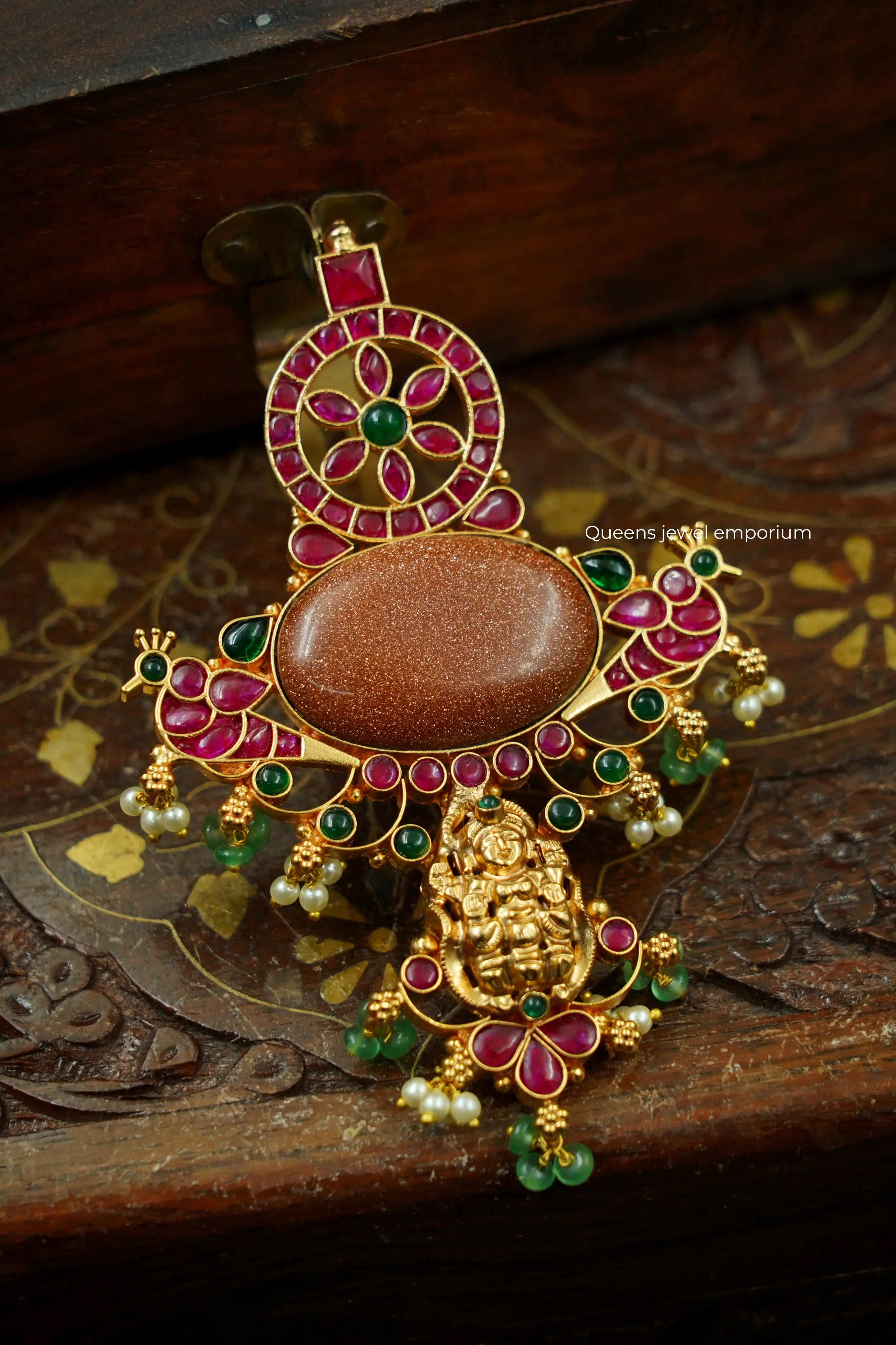 VAIBHAVI PENDANT - Queens Jewel Emporium