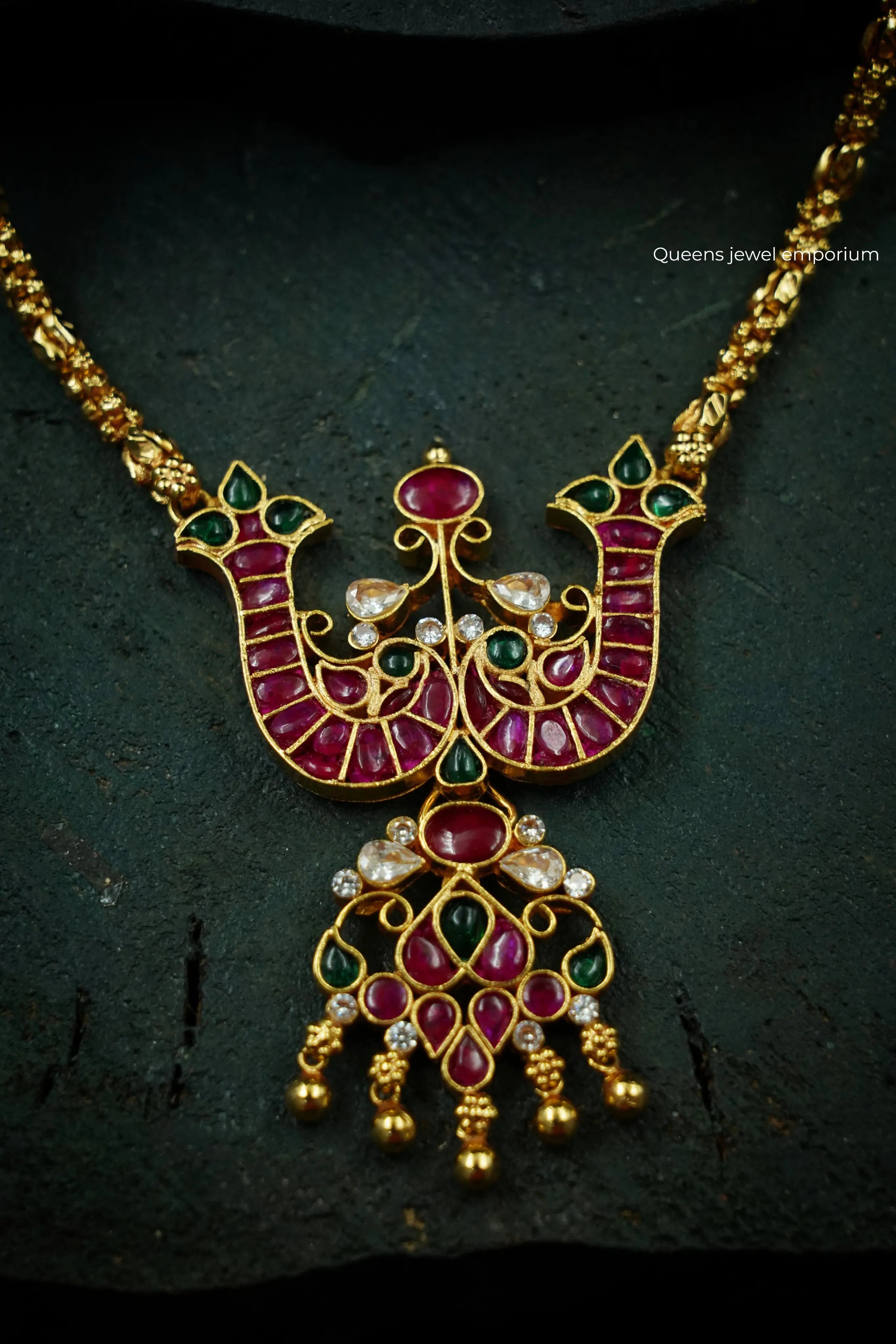 Varnika Mid Chain Queens_collections_add