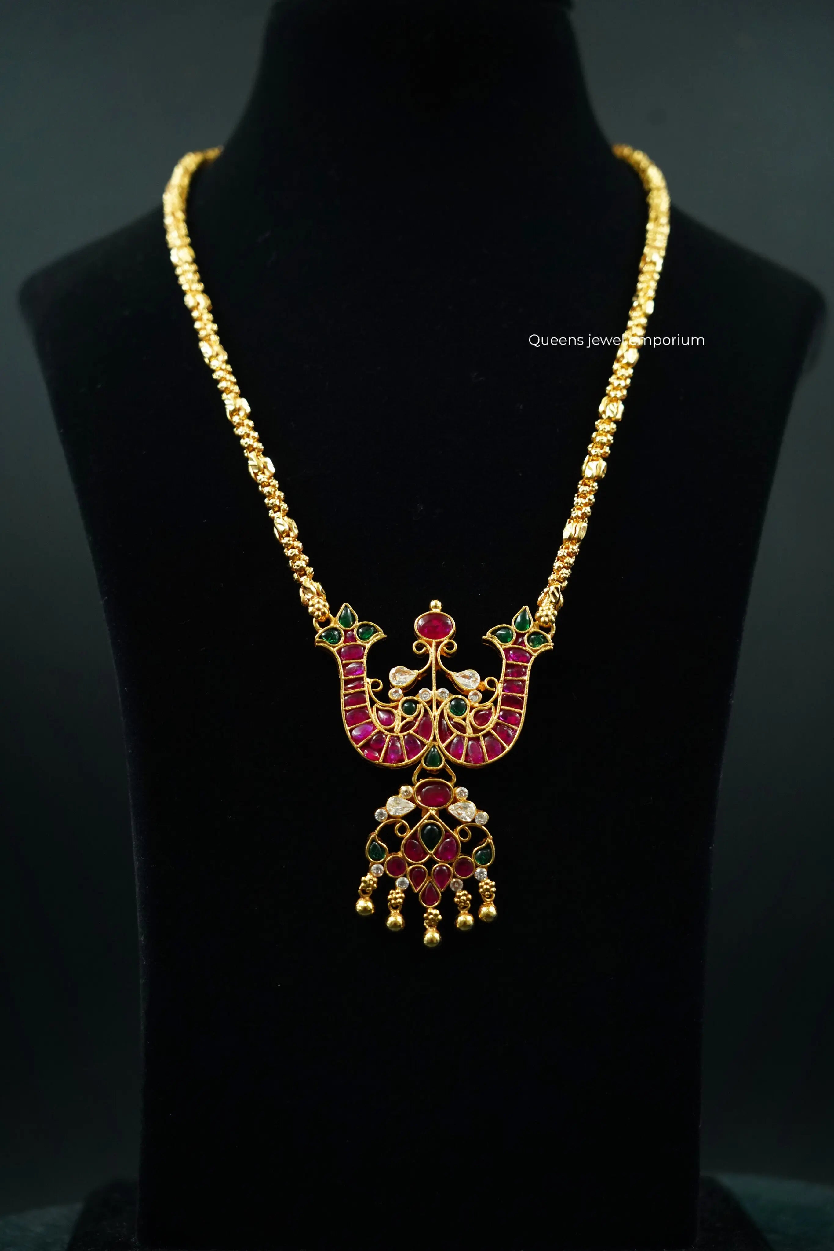 Varnika Mid Chain Queens_collections_add