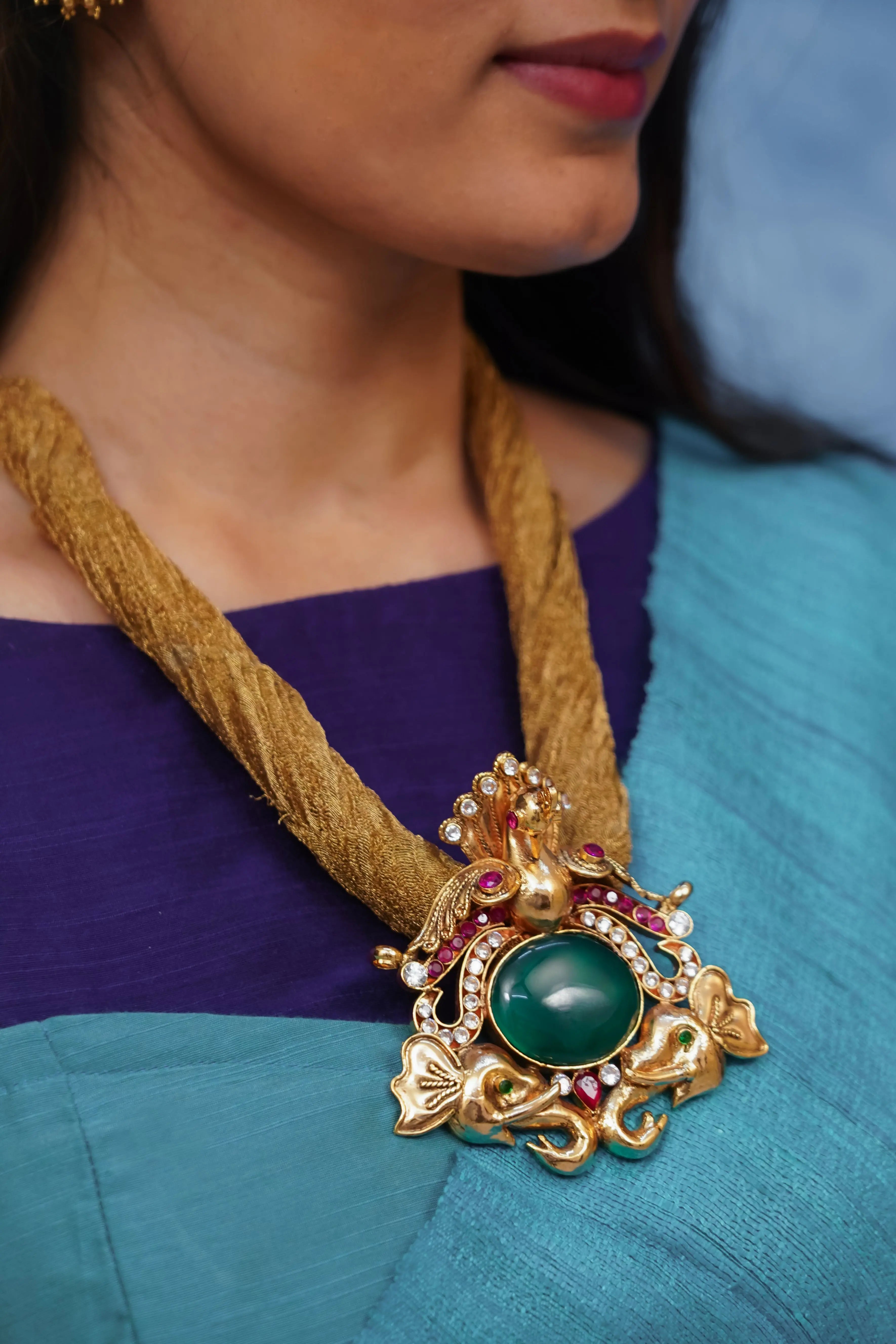 VARNIKA PENDANT - Queens Jewel Emporium