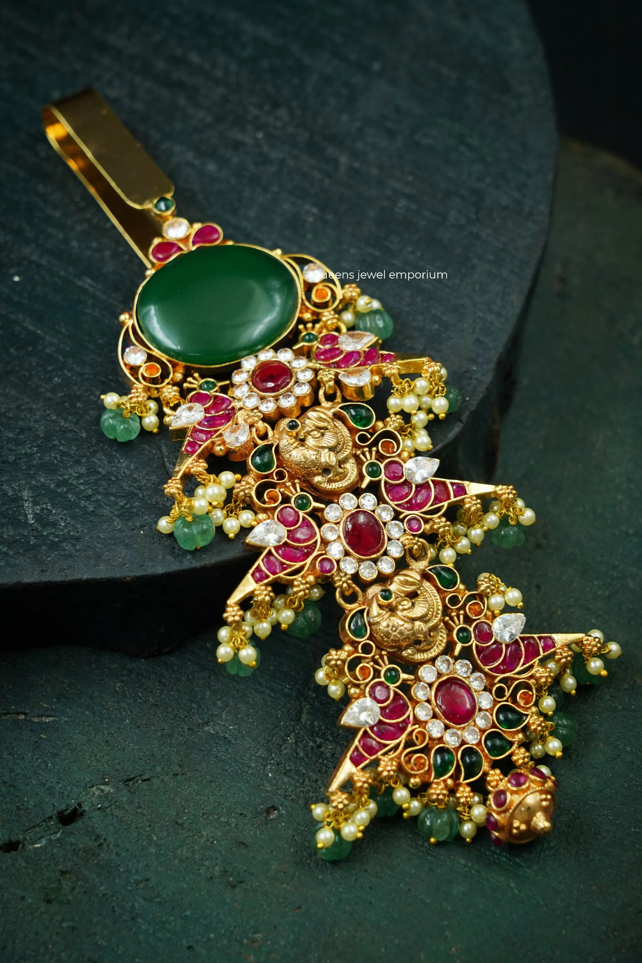 Vedha Key Chain Queens_collections_add