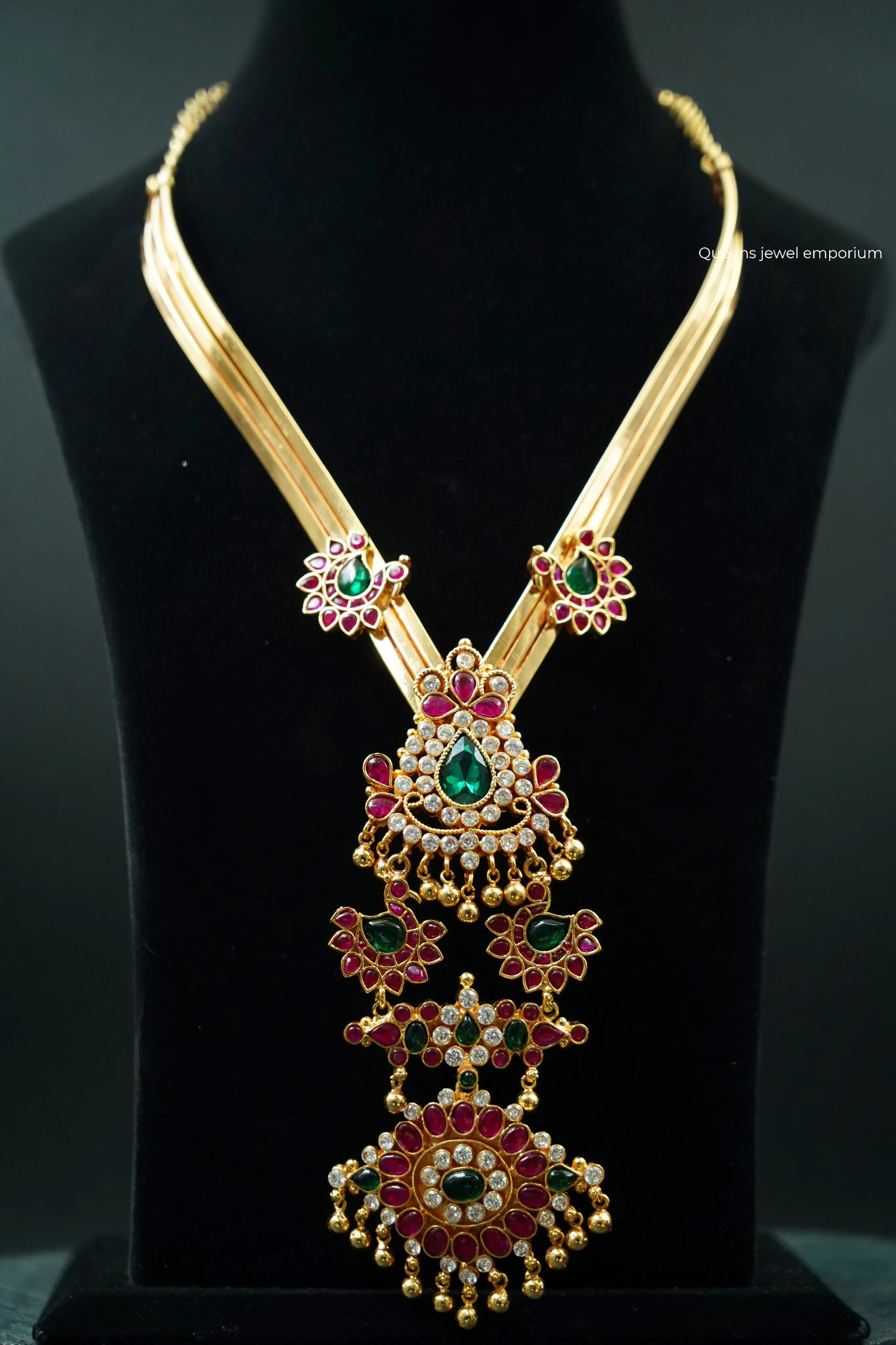 Vedhika Necklace Queens Jewel Emporium