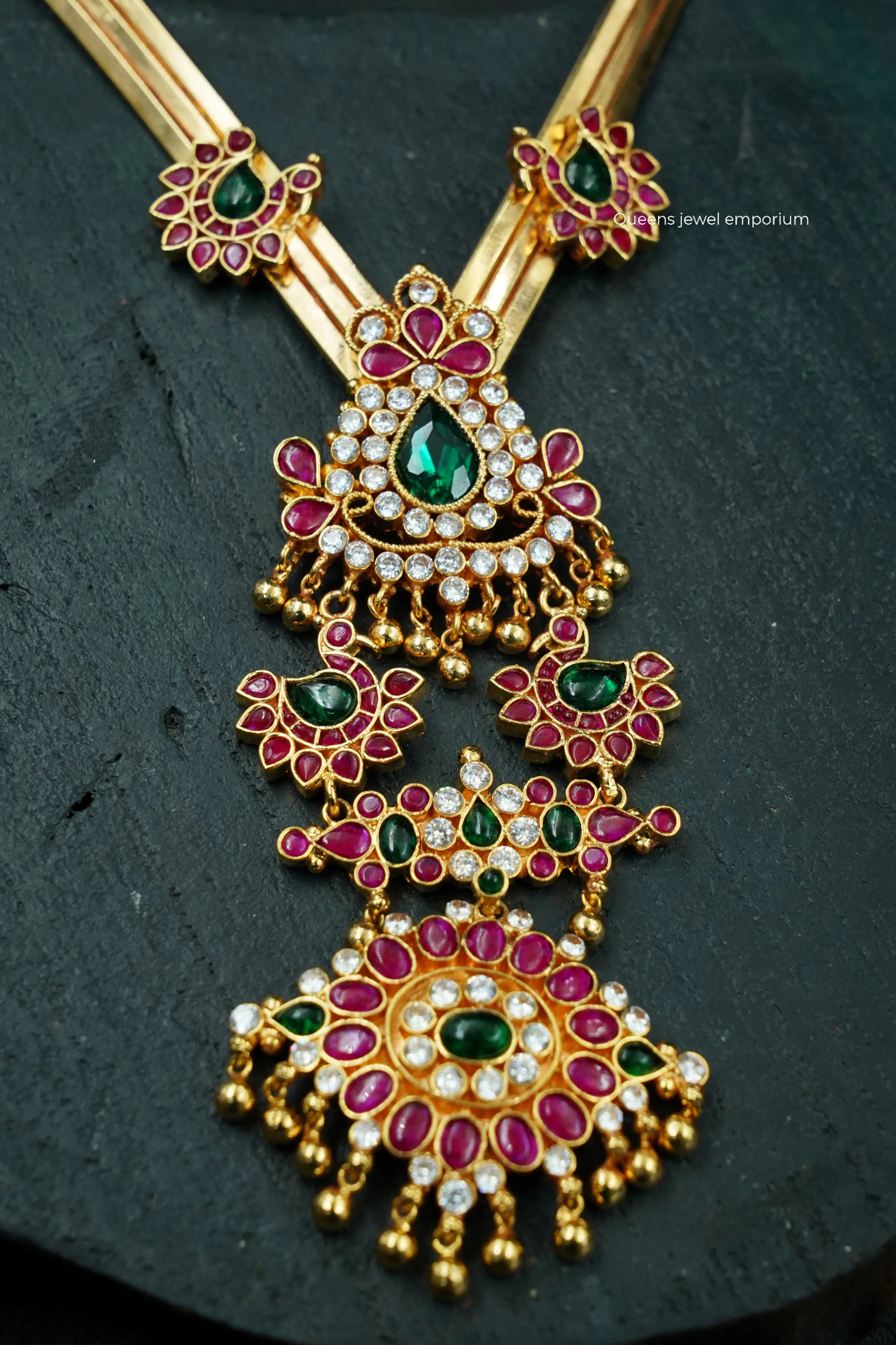 Vedhika Necklace Queens Jewel Emporium