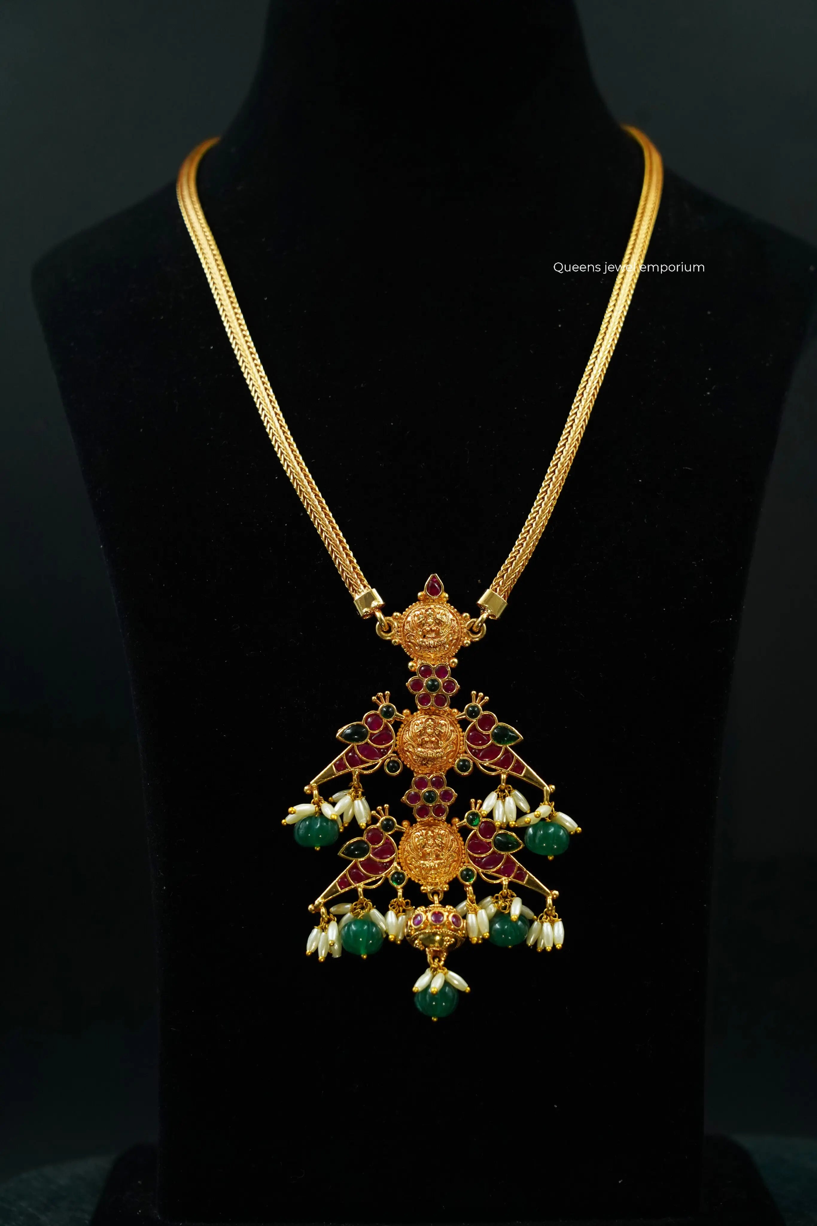 Vrata Mid Chain Queens_collections_add