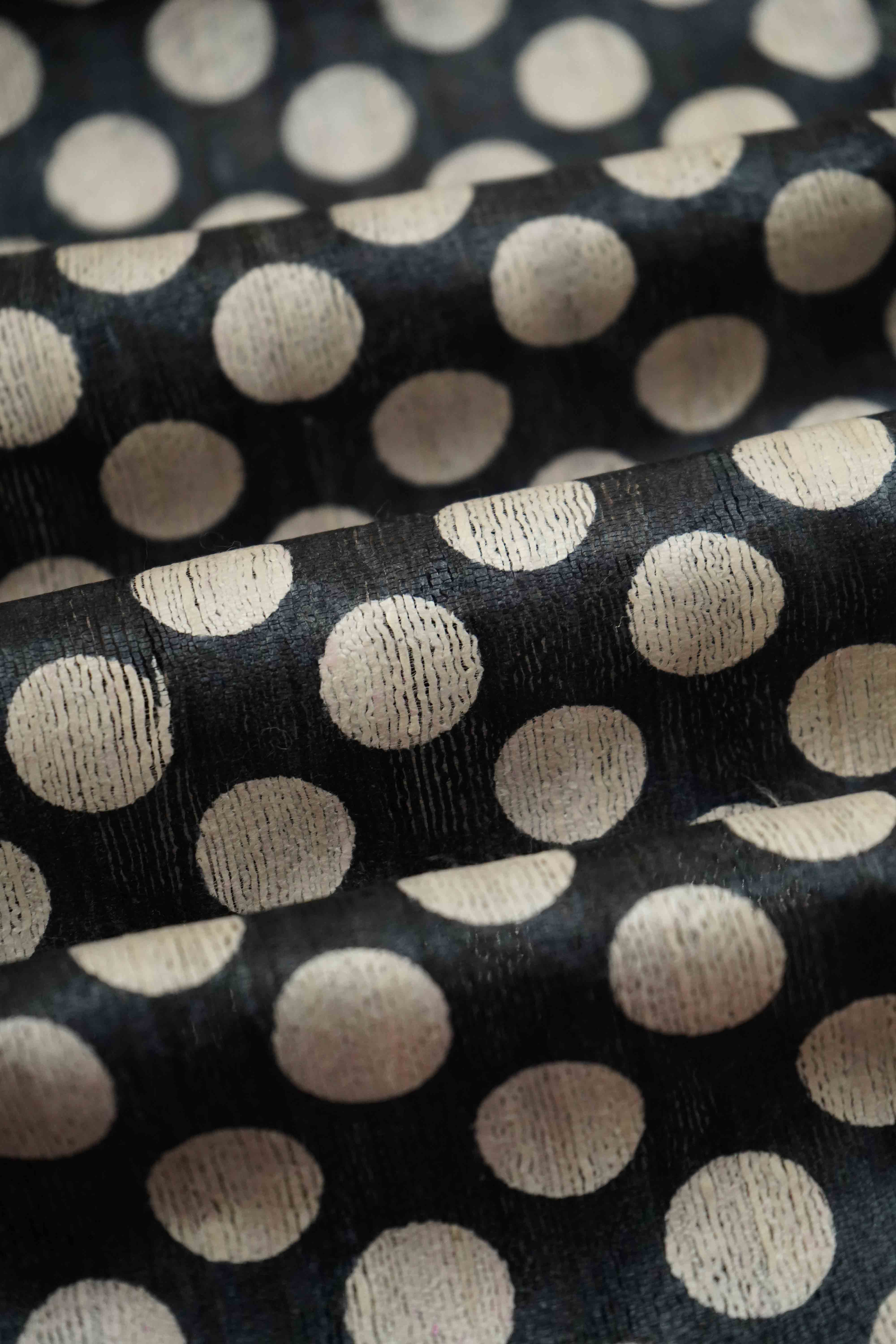 WHITE AND BLACK WITH  PINK GHICHA TUSSAR SILK SAREE - Queens Jewel Emporium