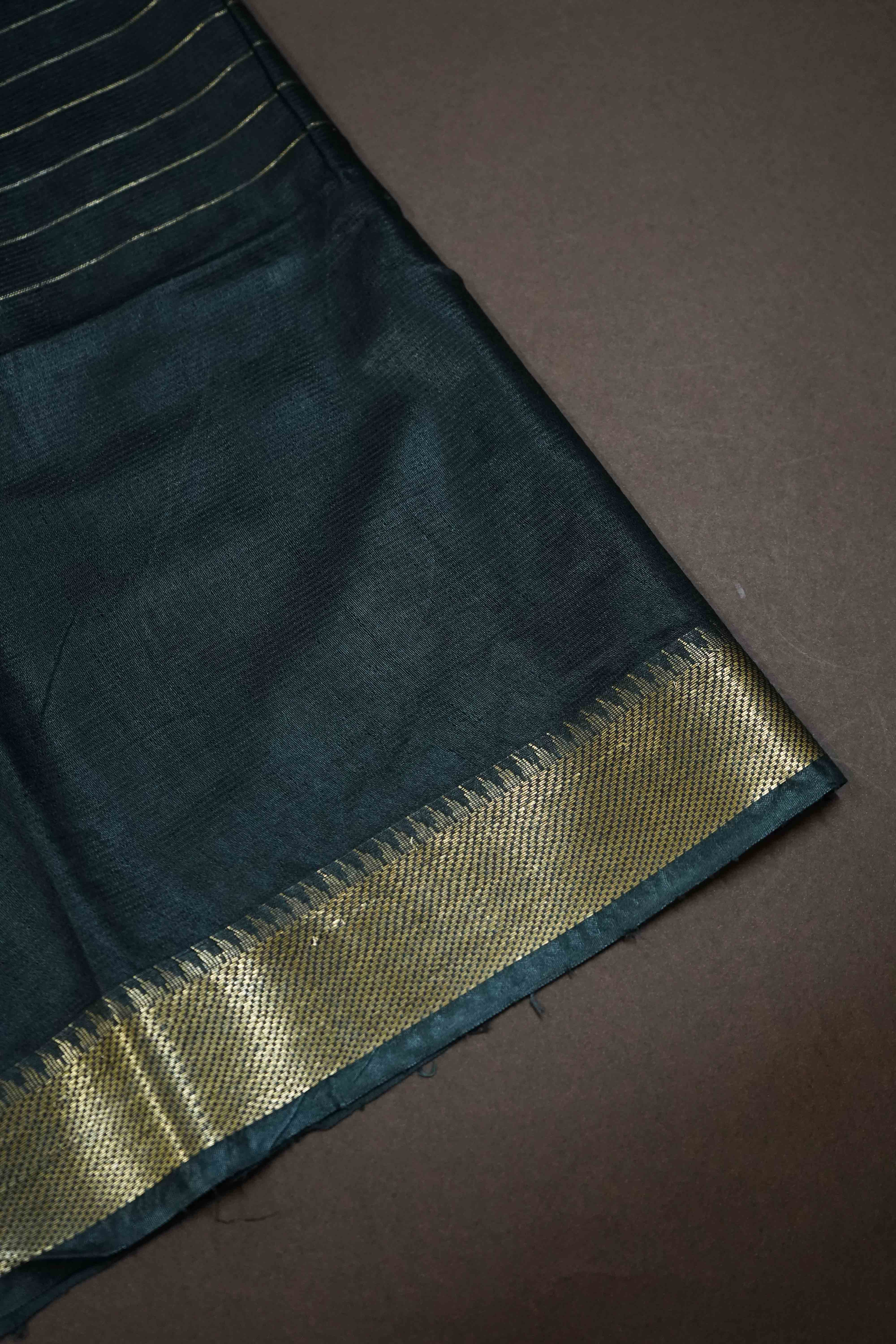 WHITE KALAMKARI BORDER MANGALGIRI SAREE - Queens Jewel Emporium