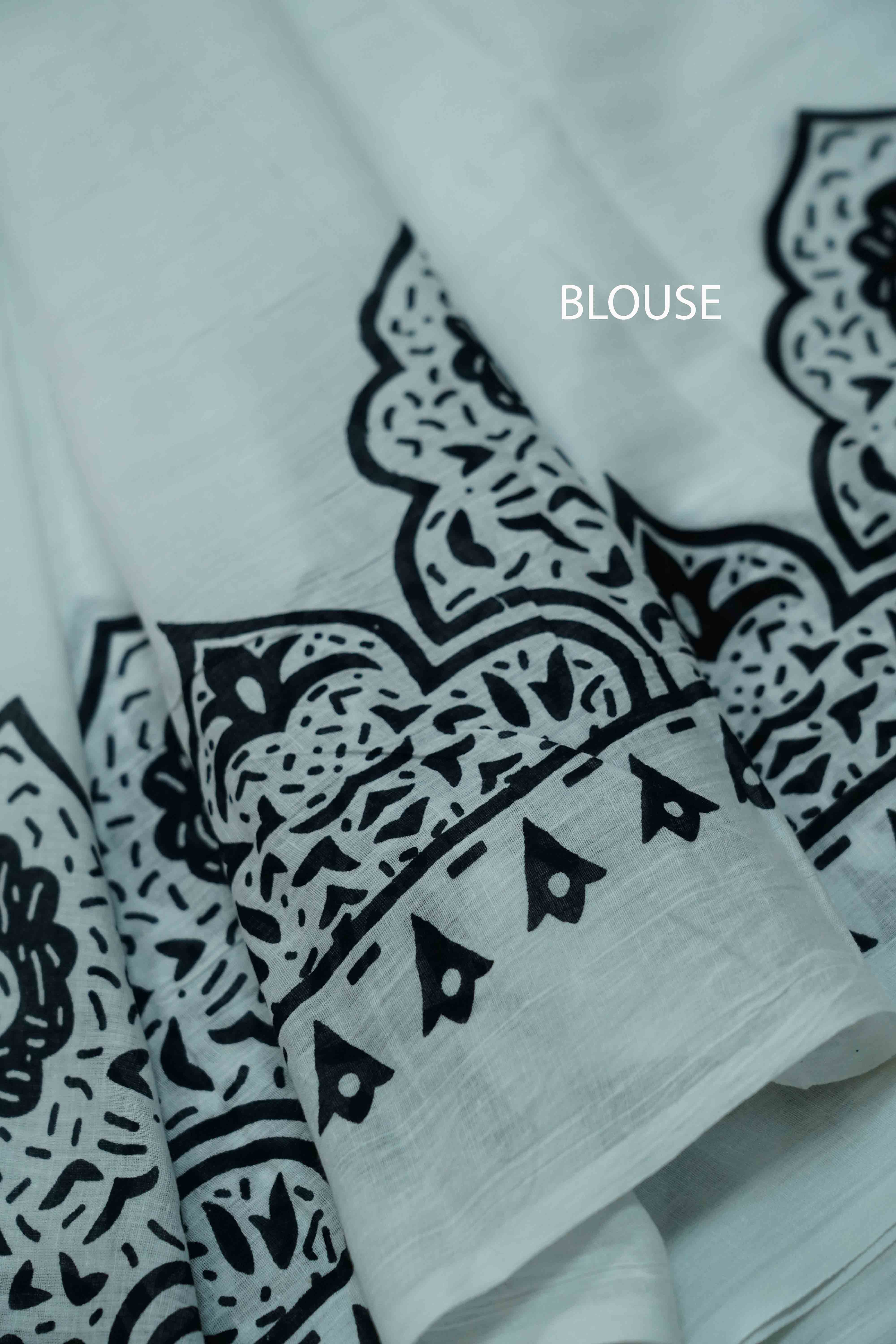 WHITE MULMUL COTTON SAREE  1 - Queens Jewel Emporium