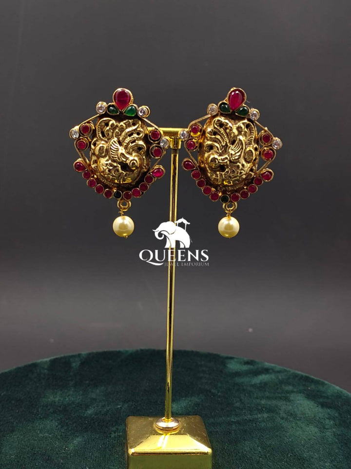 MIDHUNYA SIMPLE EARRINGS - Queens Jewel Emporium