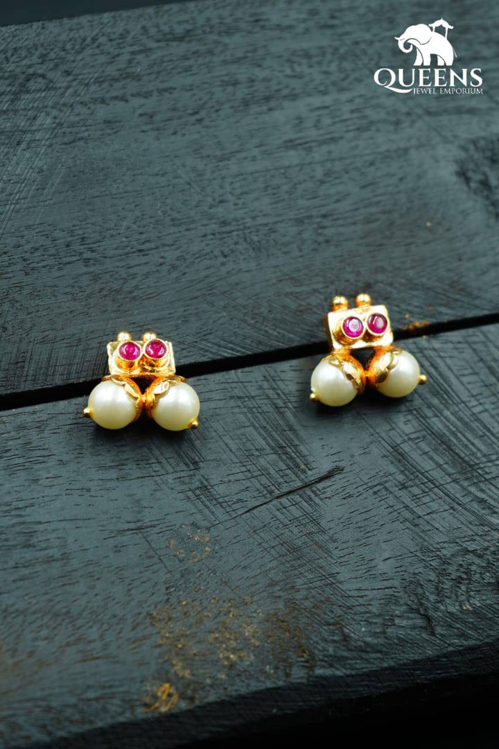 CHANDRA PEARL EARRINGS - Queens Jewel Emporium