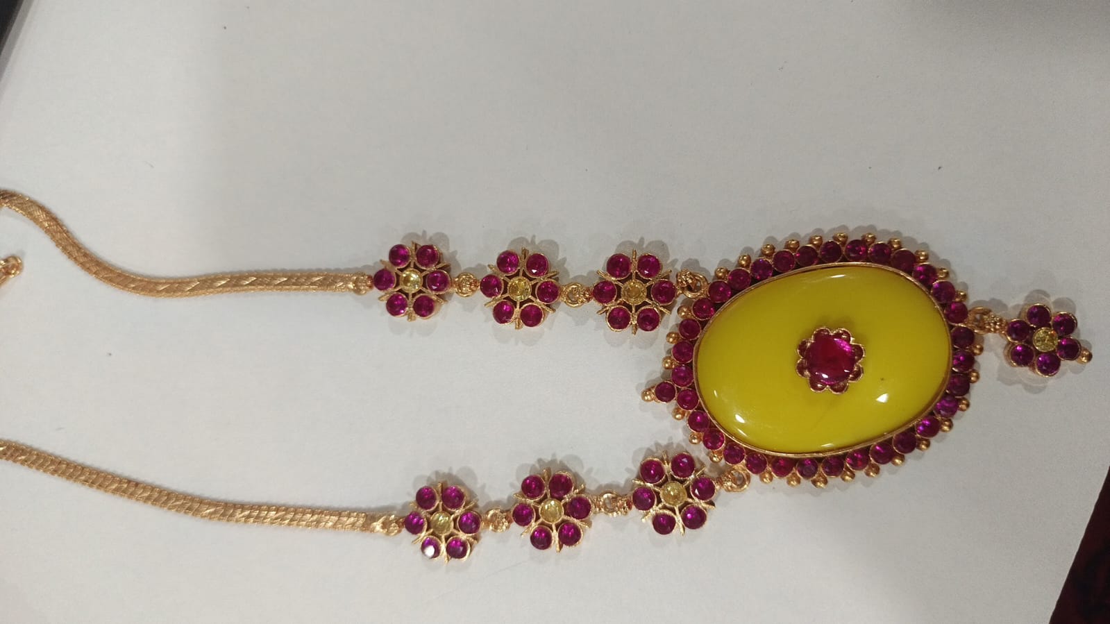 Floral necklace