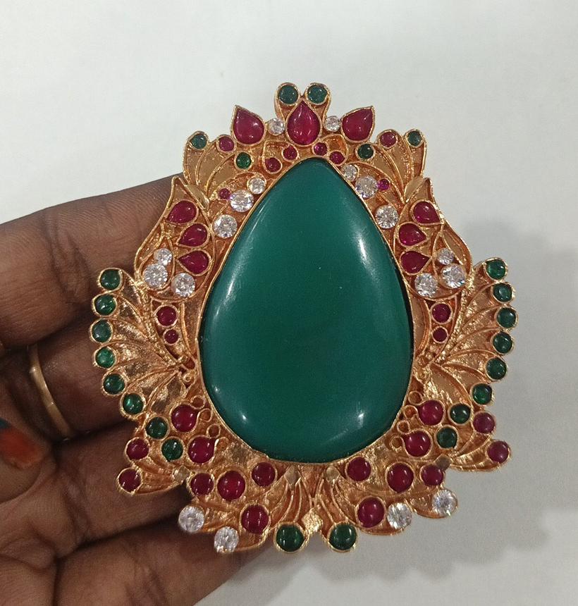 Kemp pendant