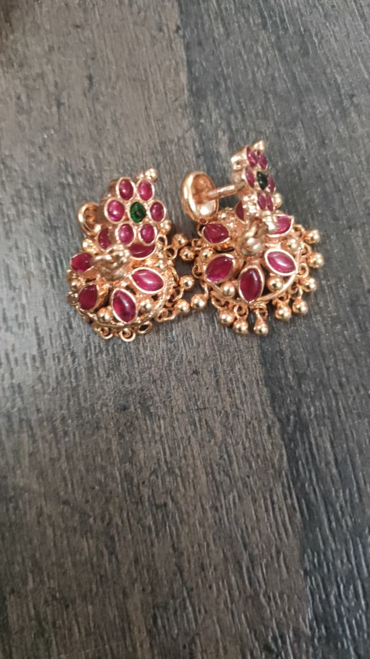 Kemp jhumka