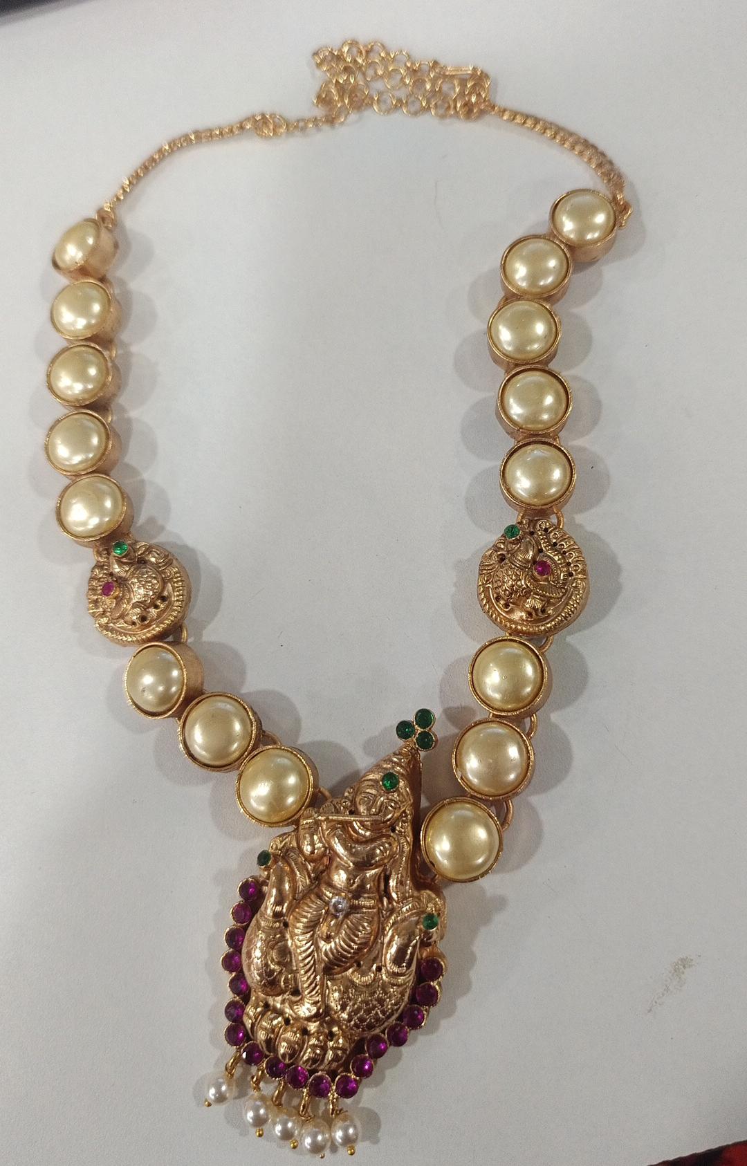 Krishnar Pearl Haram